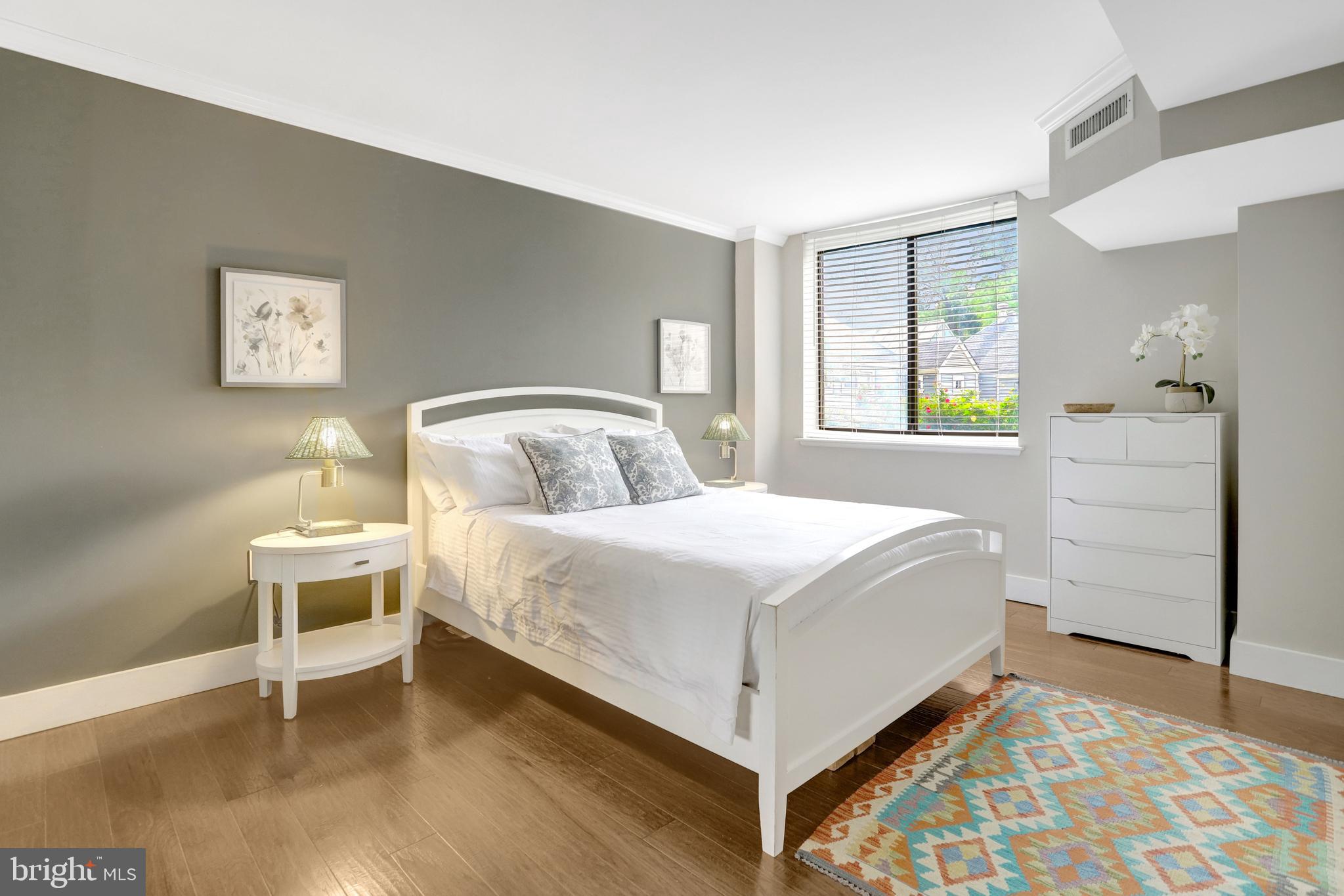 RENAISSANCE AT TYSONS - Residential