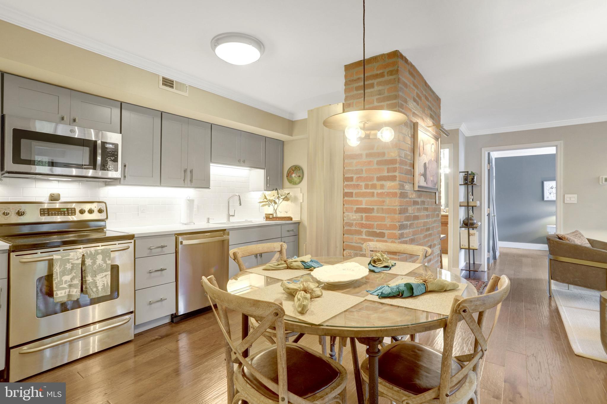RENAISSANCE AT TYSONS - Residential