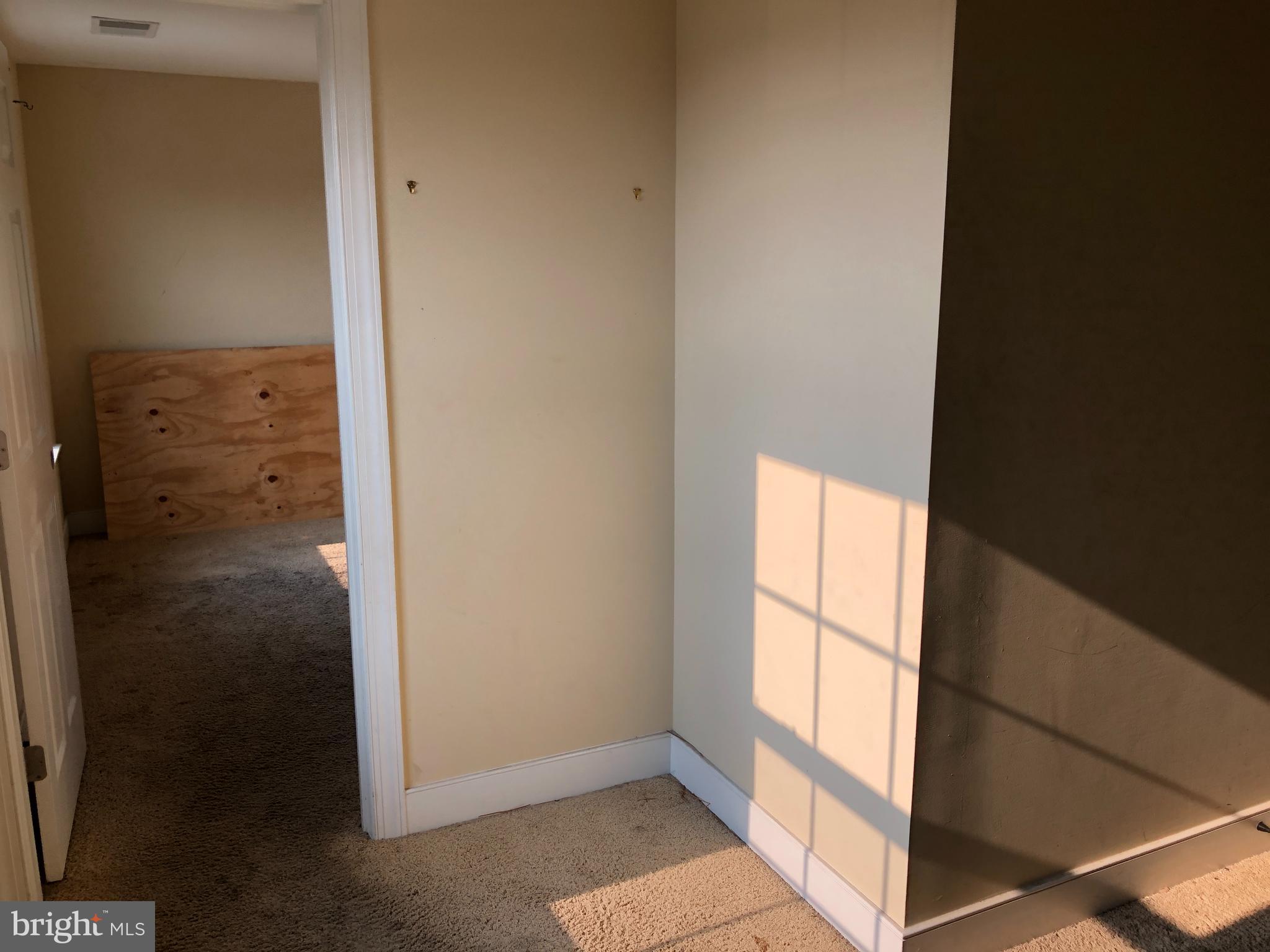 MIDDLETOWN WOODS - Residential