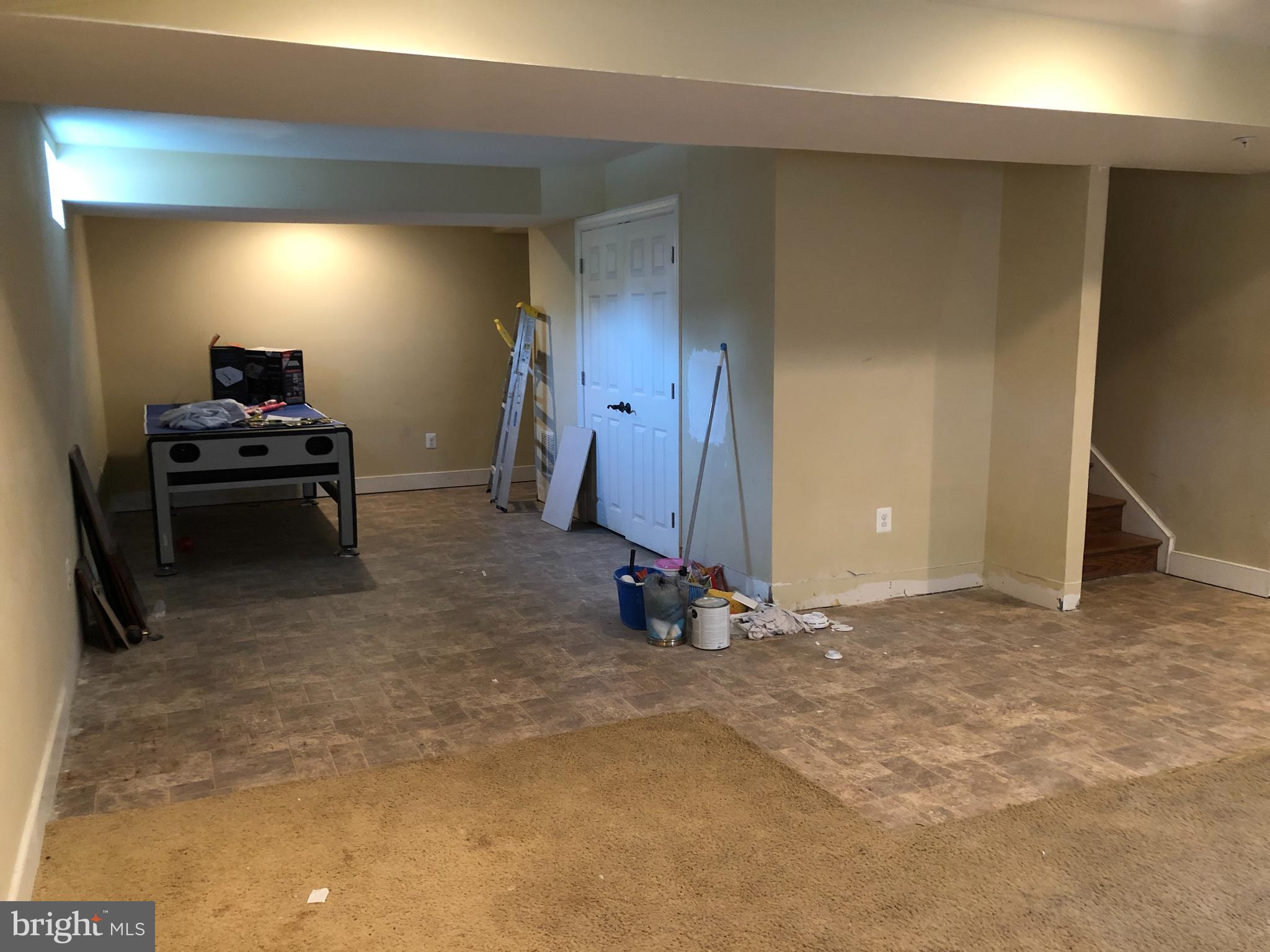 MIDDLETOWN WOODS - Residential