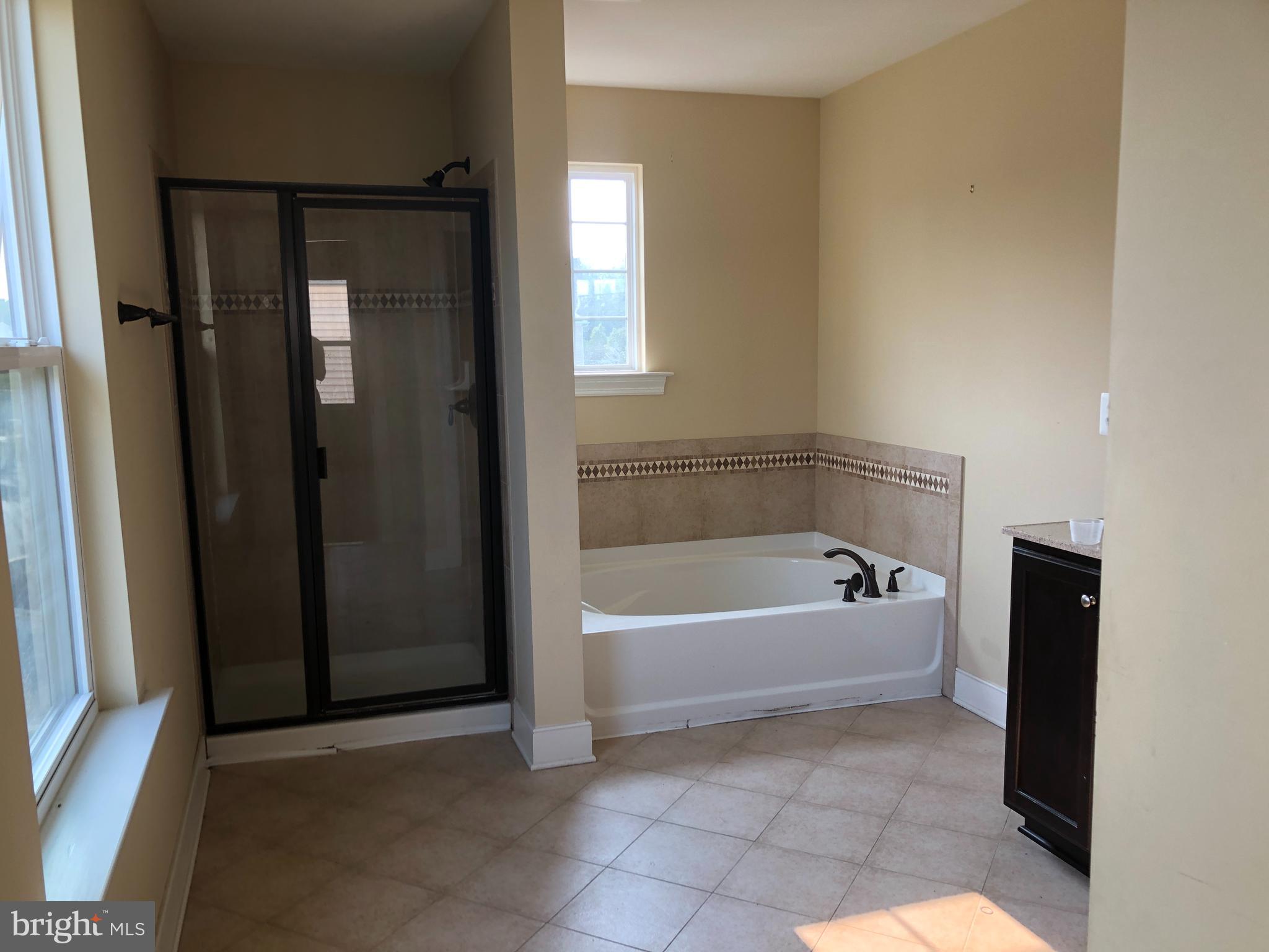 MIDDLETOWN WOODS - Residential