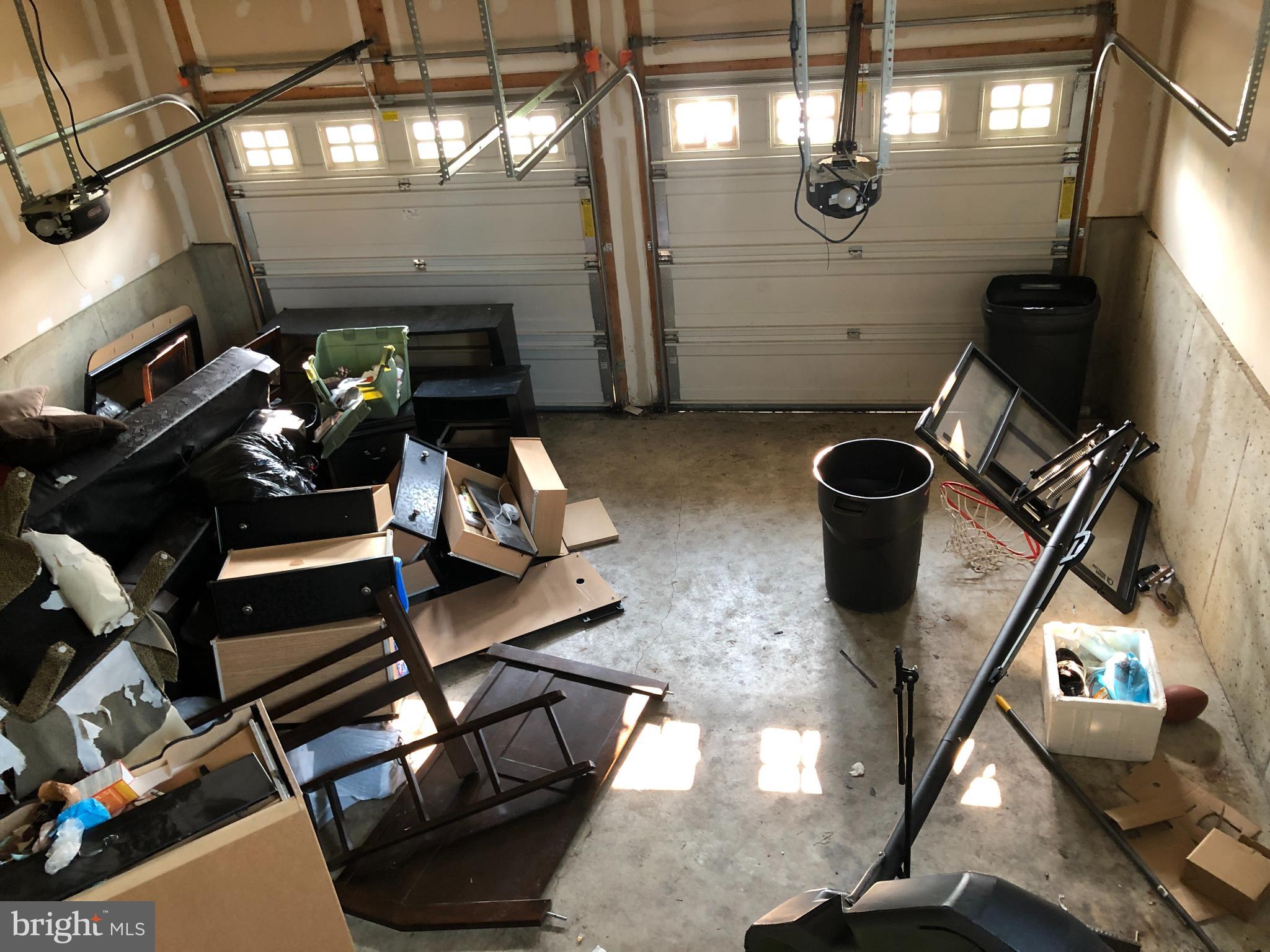 MIDDLETOWN WOODS - Residential