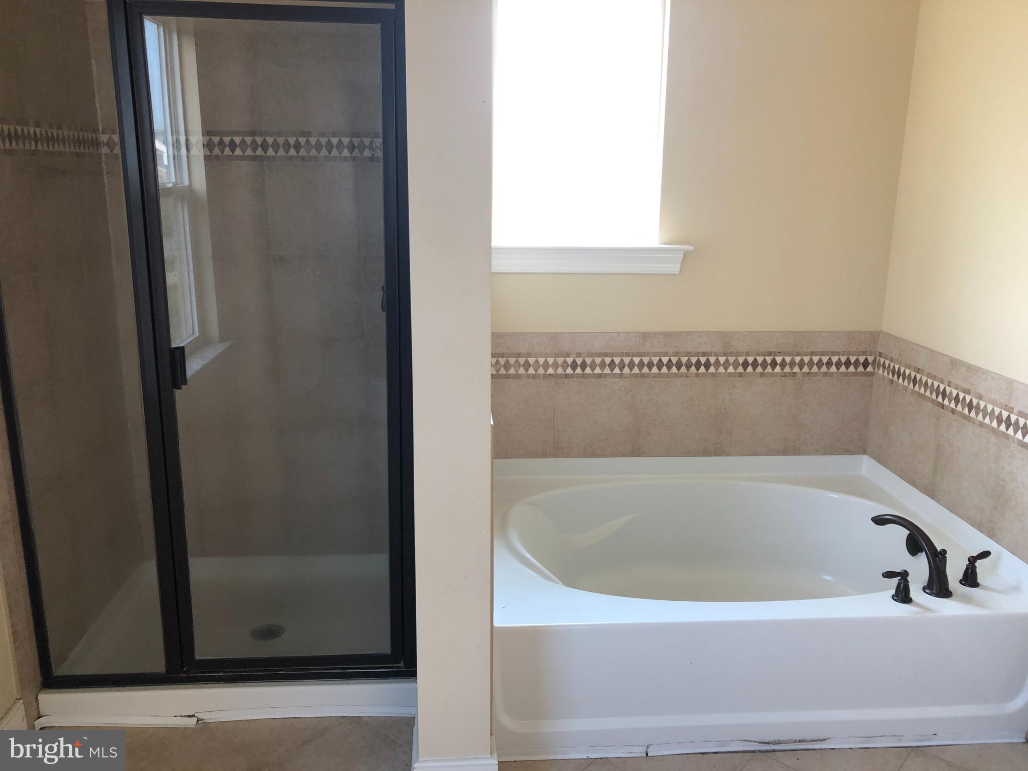 MIDDLETOWN WOODS - Residential