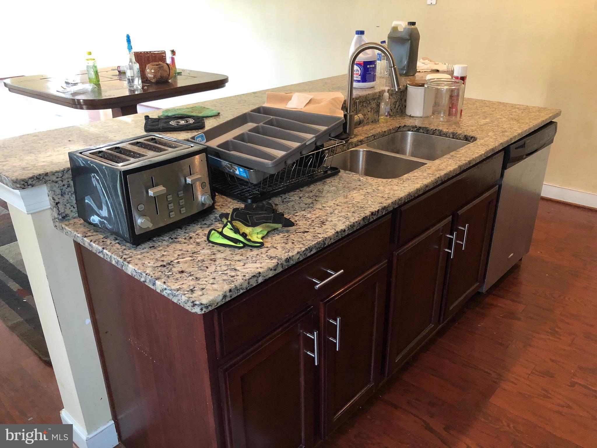 MIDDLETOWN WOODS - Residential