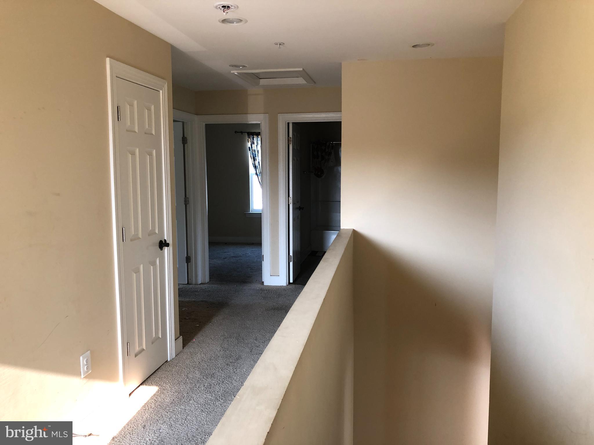 MIDDLETOWN WOODS - Residential