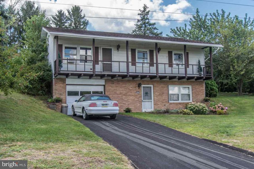 3 Bedroom, 2 Full Bath Raised Ranch. Home features large family room, sunroom looks over large yard, supplemental gas heater for sunroom is available.  Located in quiet neighborhood!