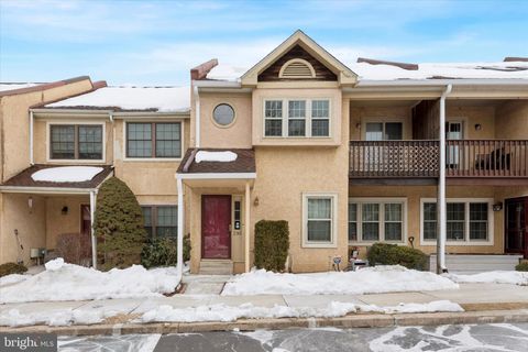 230 SMALLWOOD CT WEST CHESTER PA 19380