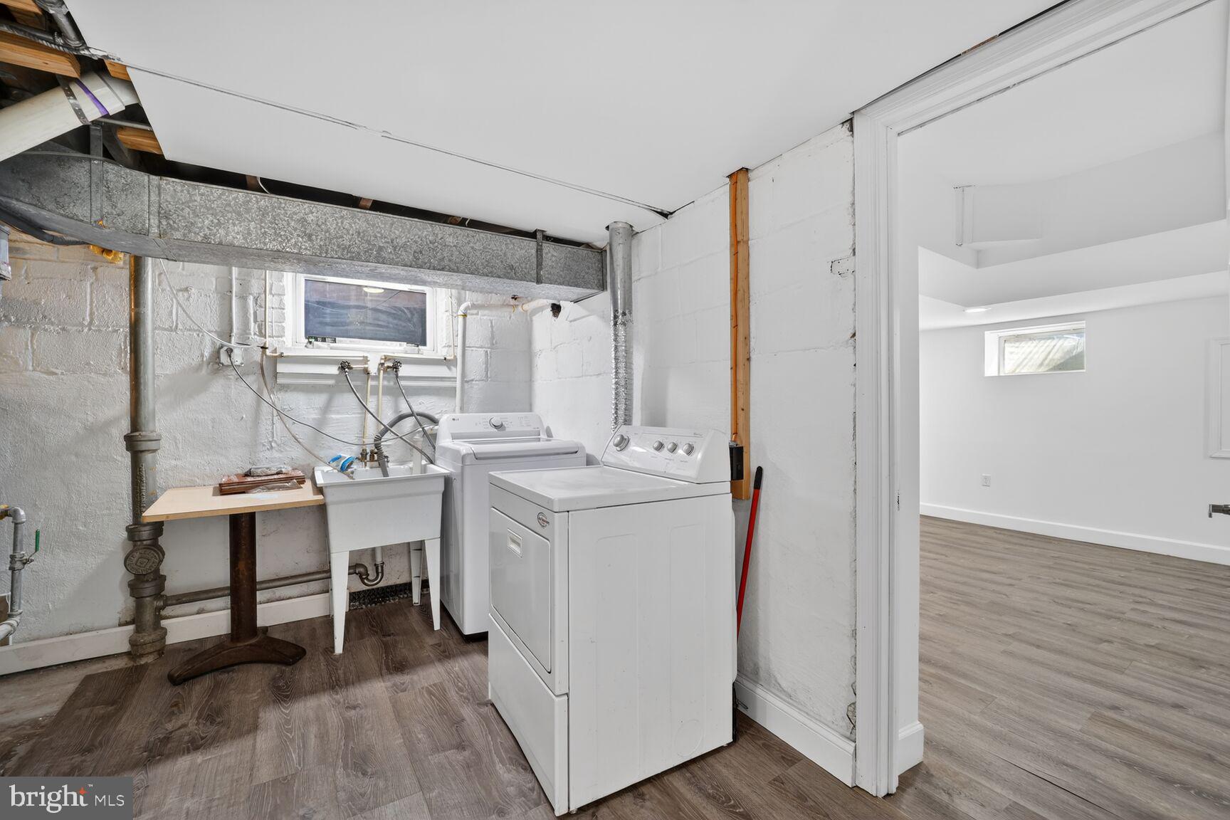 RIVERDALE PARK - Residential