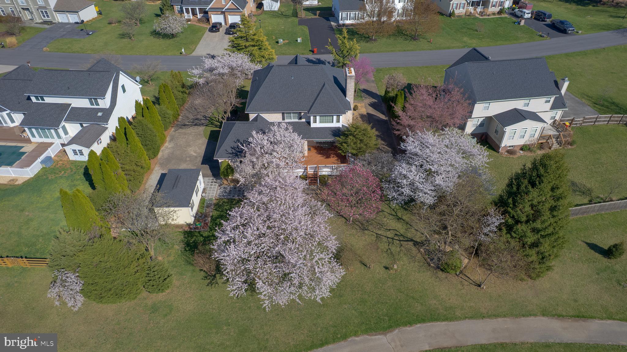 155 MUIRFIELD COURT