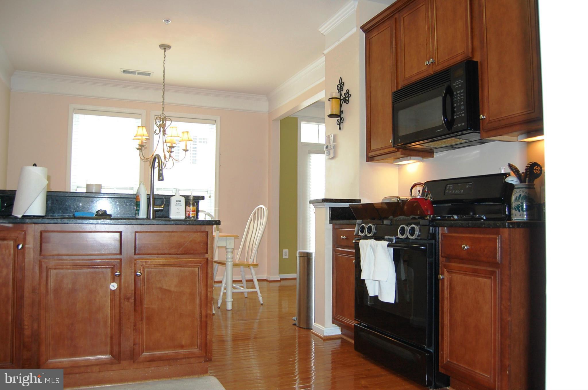 STONE SPRINGS CONDOMINIUMS - Residential