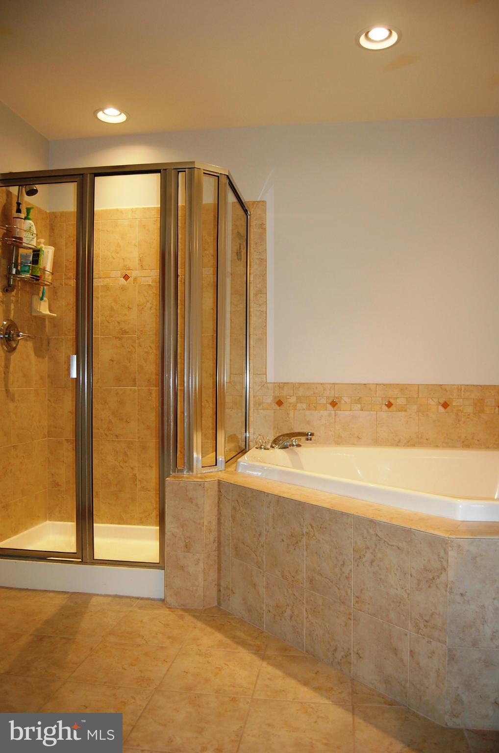 STONE SPRINGS CONDOMINIUMS - Residential