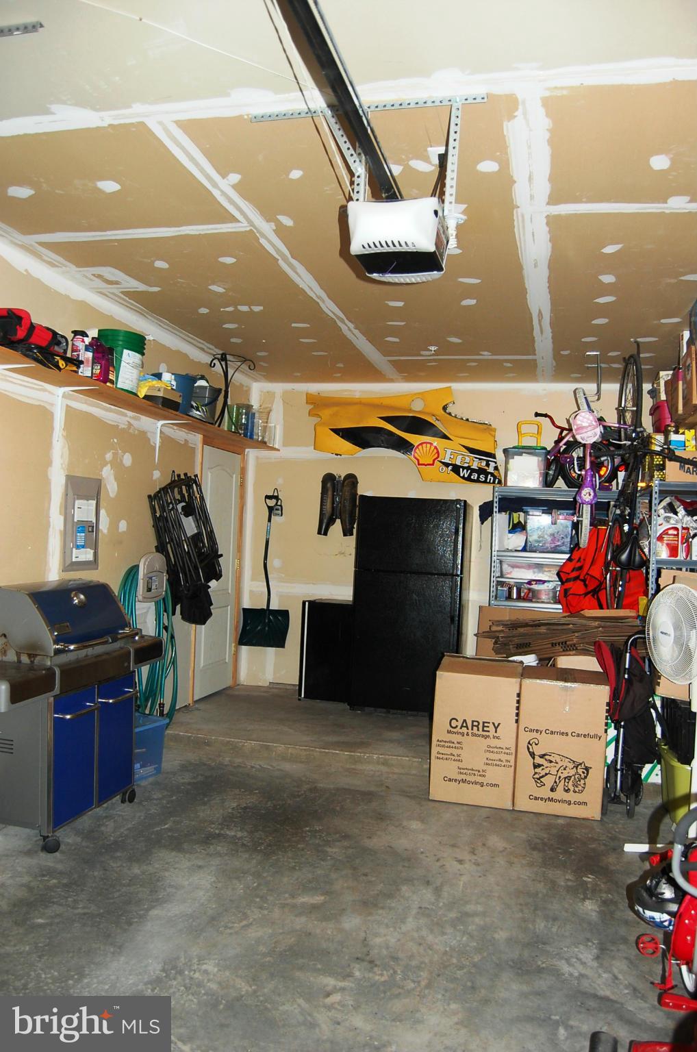 STONE SPRINGS CONDOMINIUMS - Residential