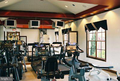 STONE SPRINGS CONDOMINIUMS - Residential