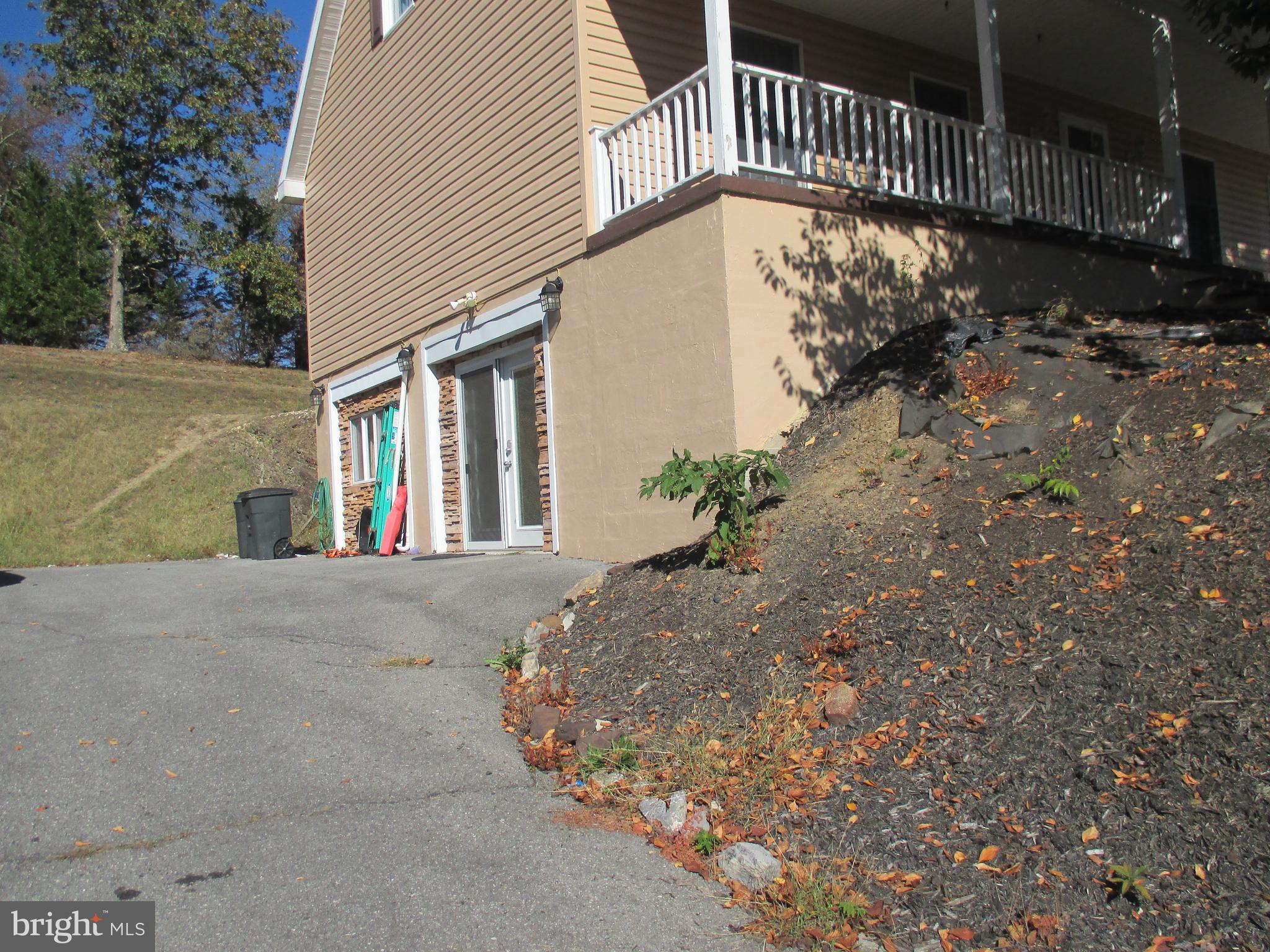 WINDOVER HILLS - Residential