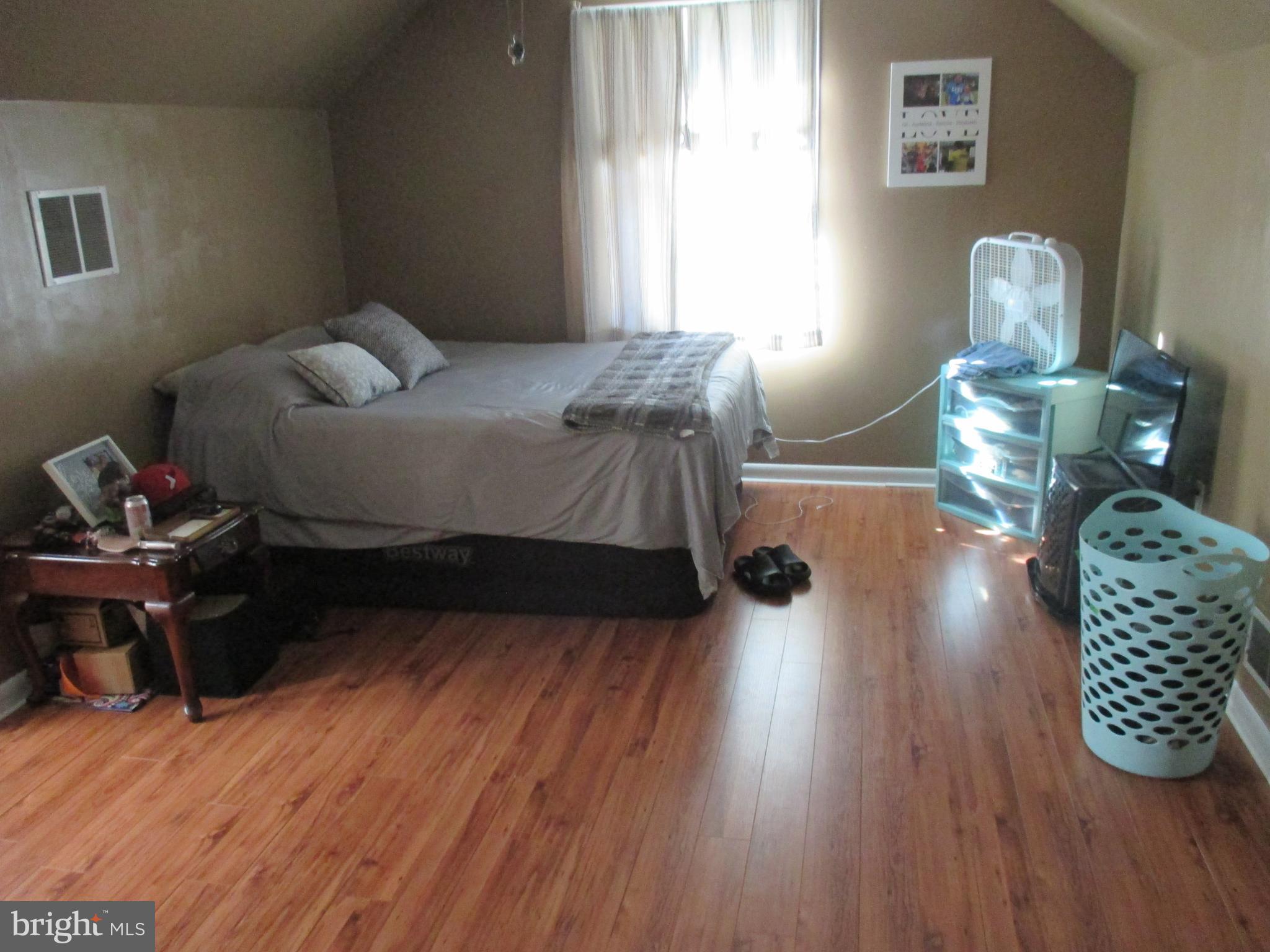 WINDOVER HILLS - Residential