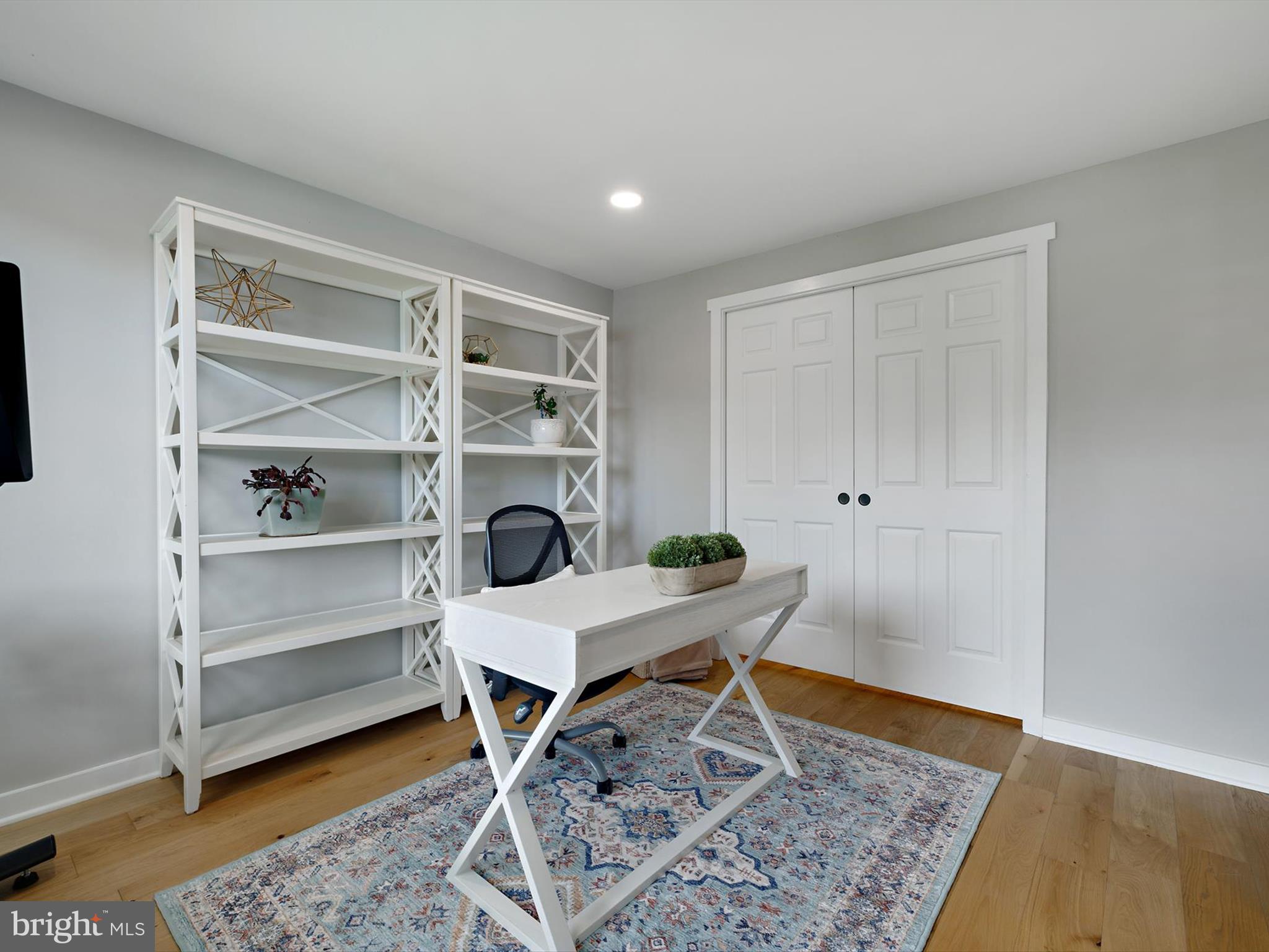 MAGOTHY SHORES - Residential