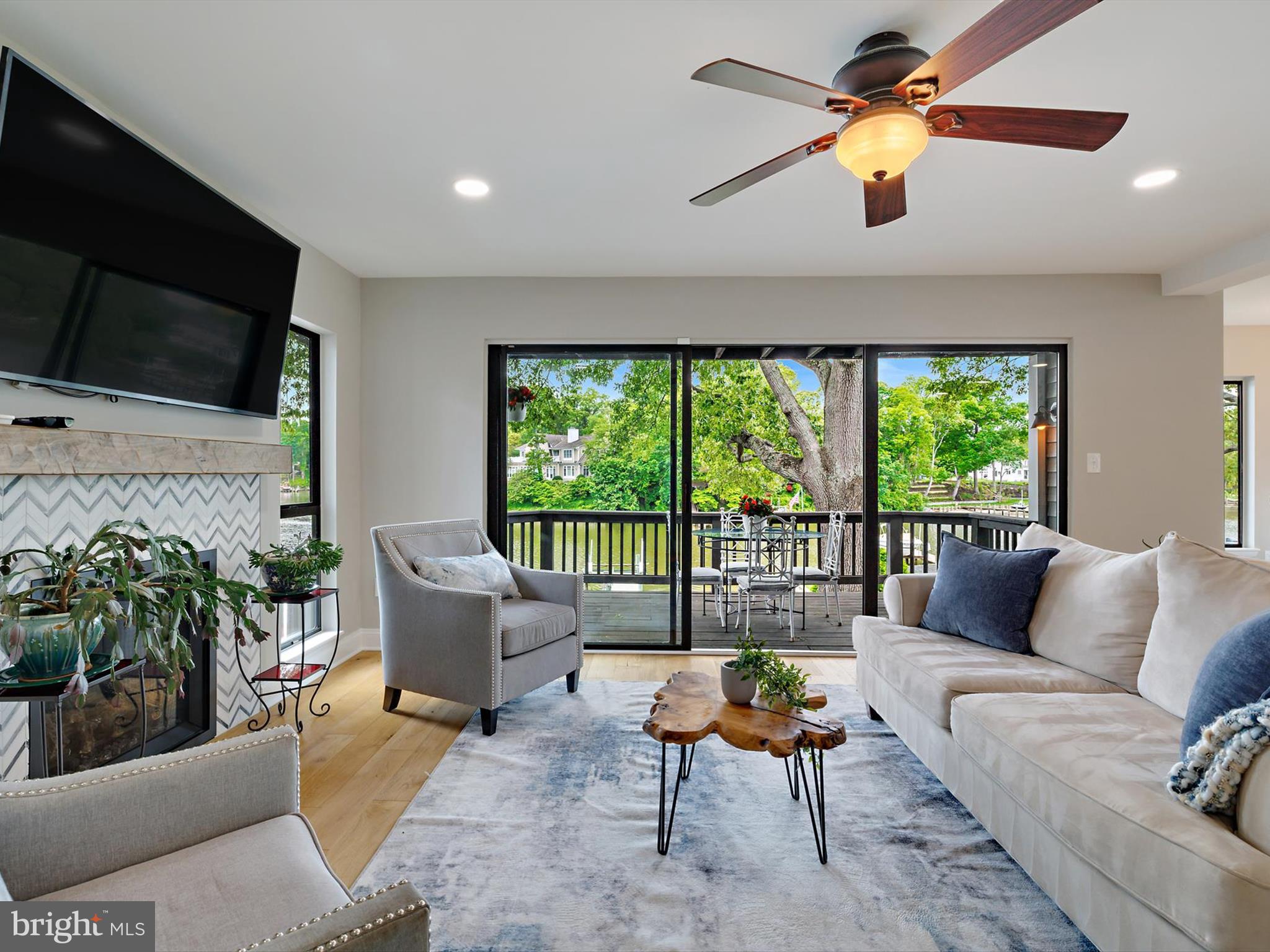 MAGOTHY SHORES - Residential