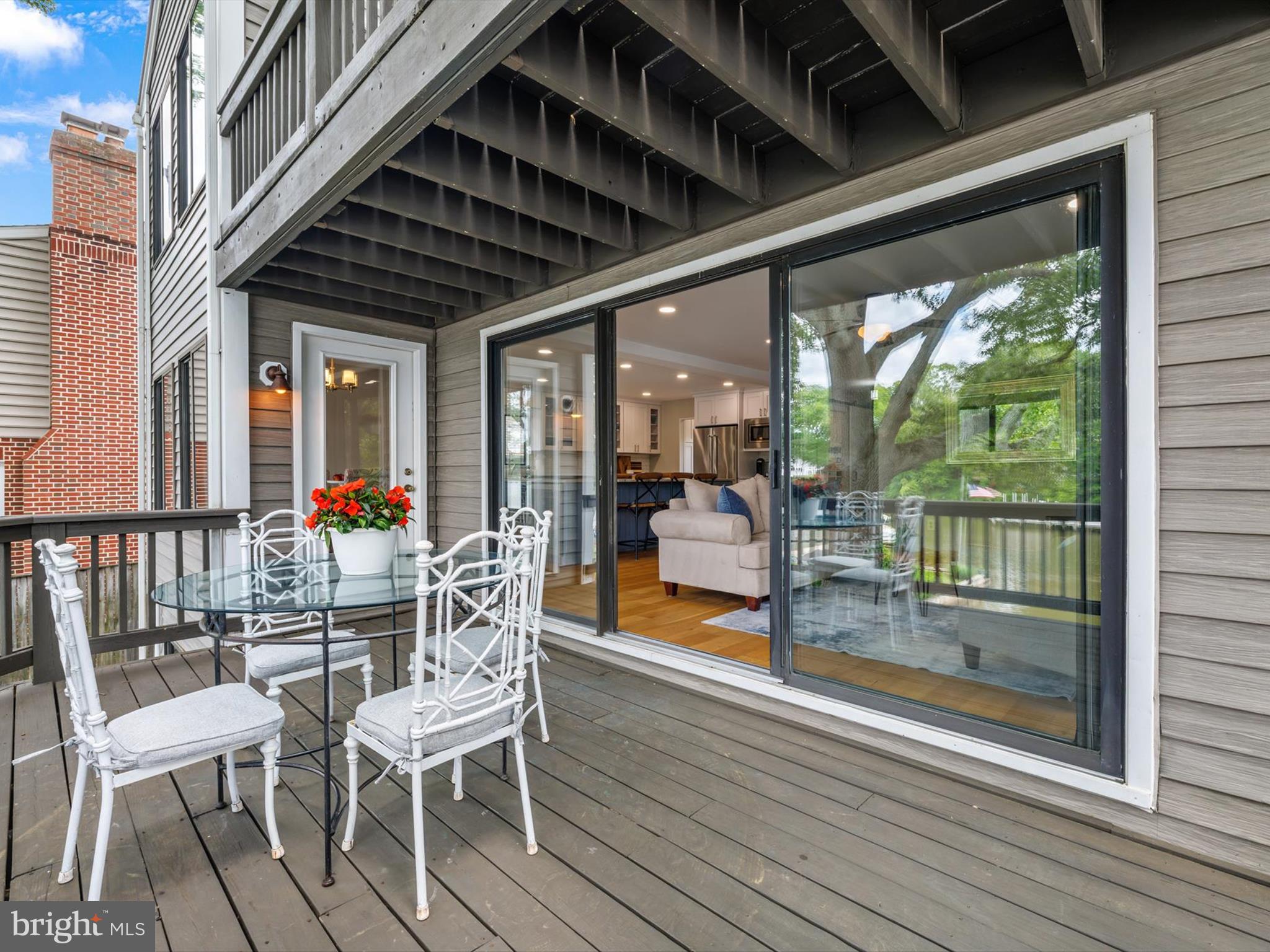 MAGOTHY SHORES - Residential