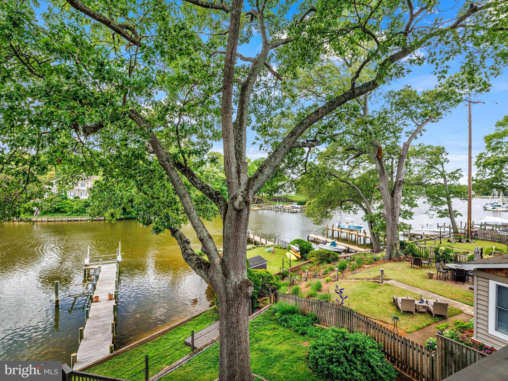 MAGOTHY SHORES - Residential