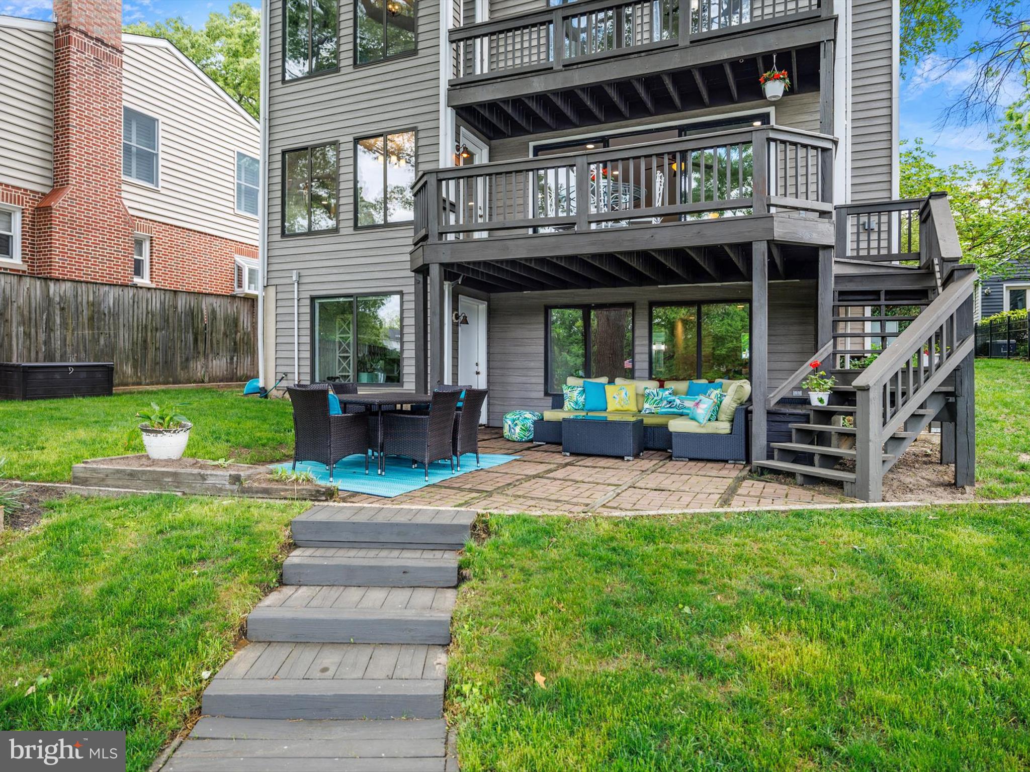 MAGOTHY SHORES - Residential