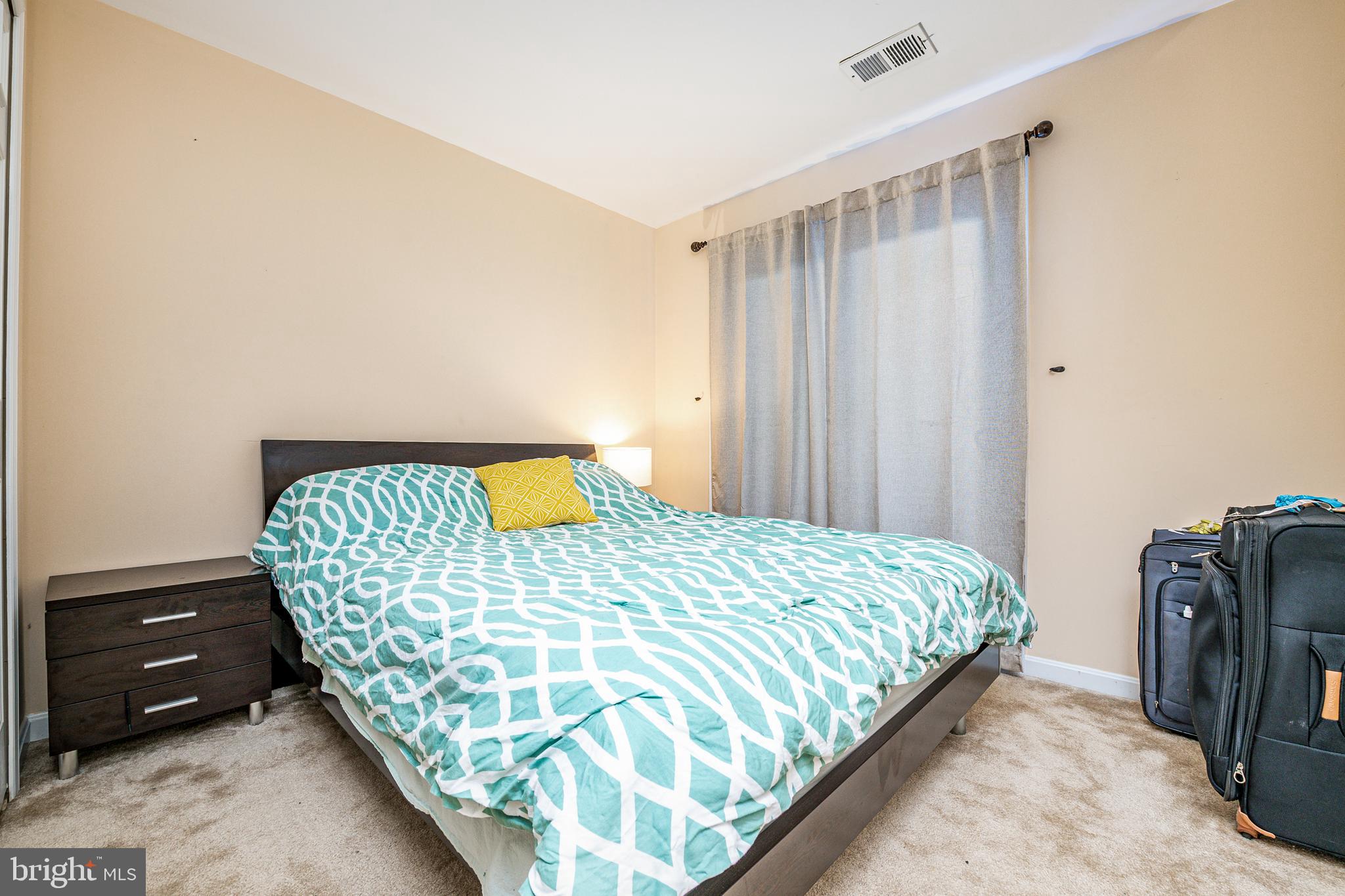 KINGSTOWNE - Residential