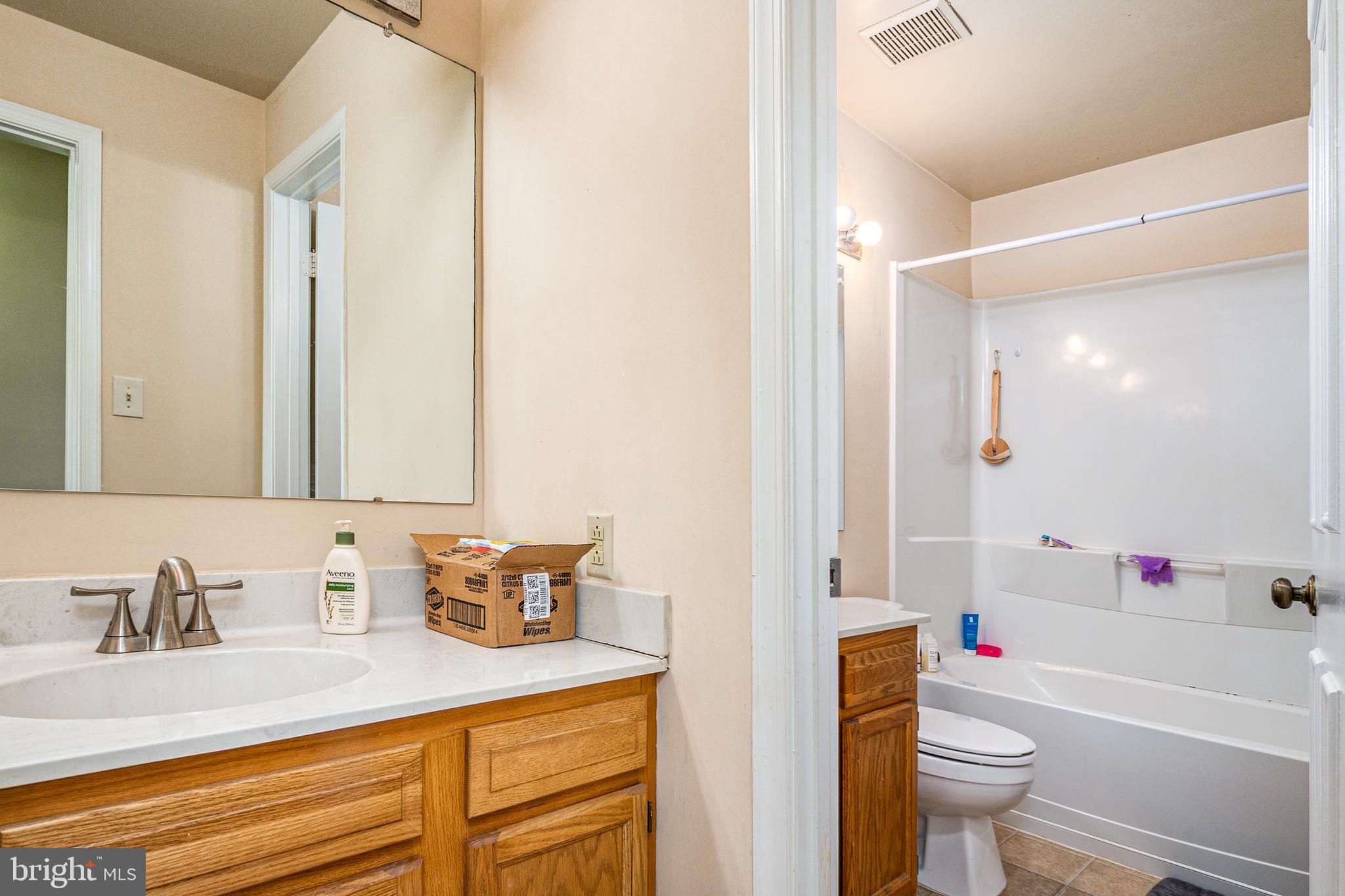 KINGSTOWNE - Residential