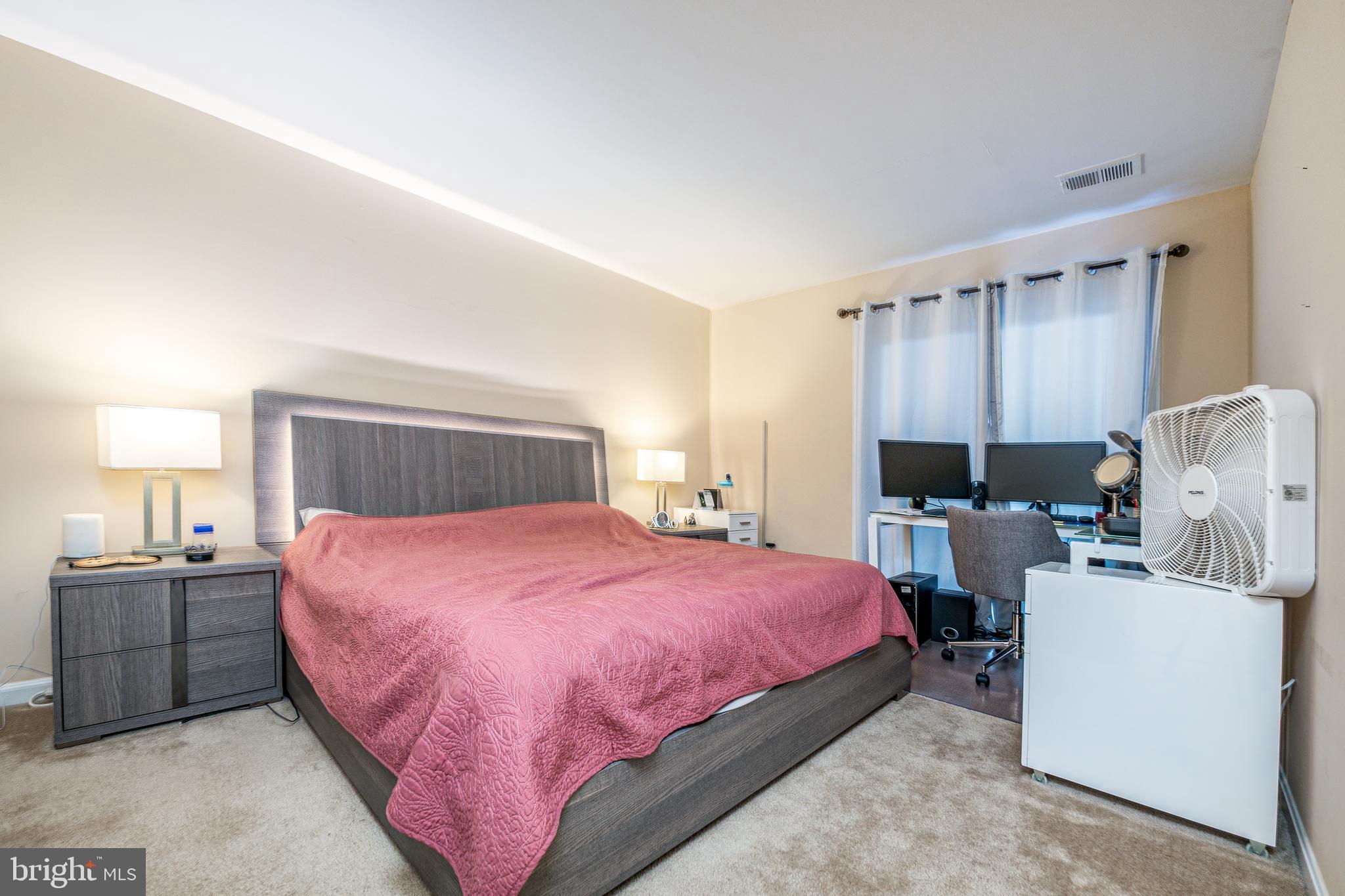 KINGSTOWNE - Residential