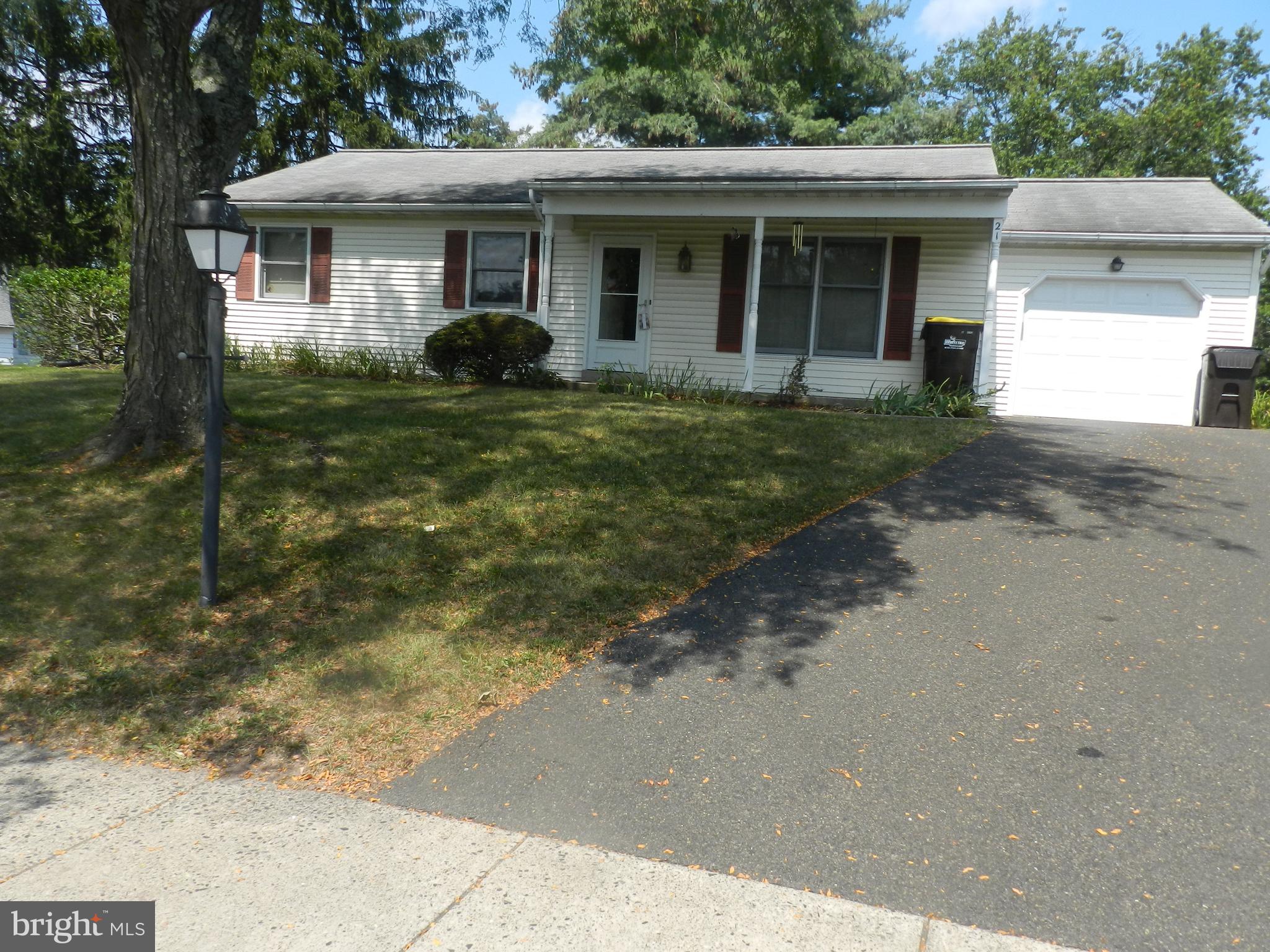 21 LENAPE DRIVE