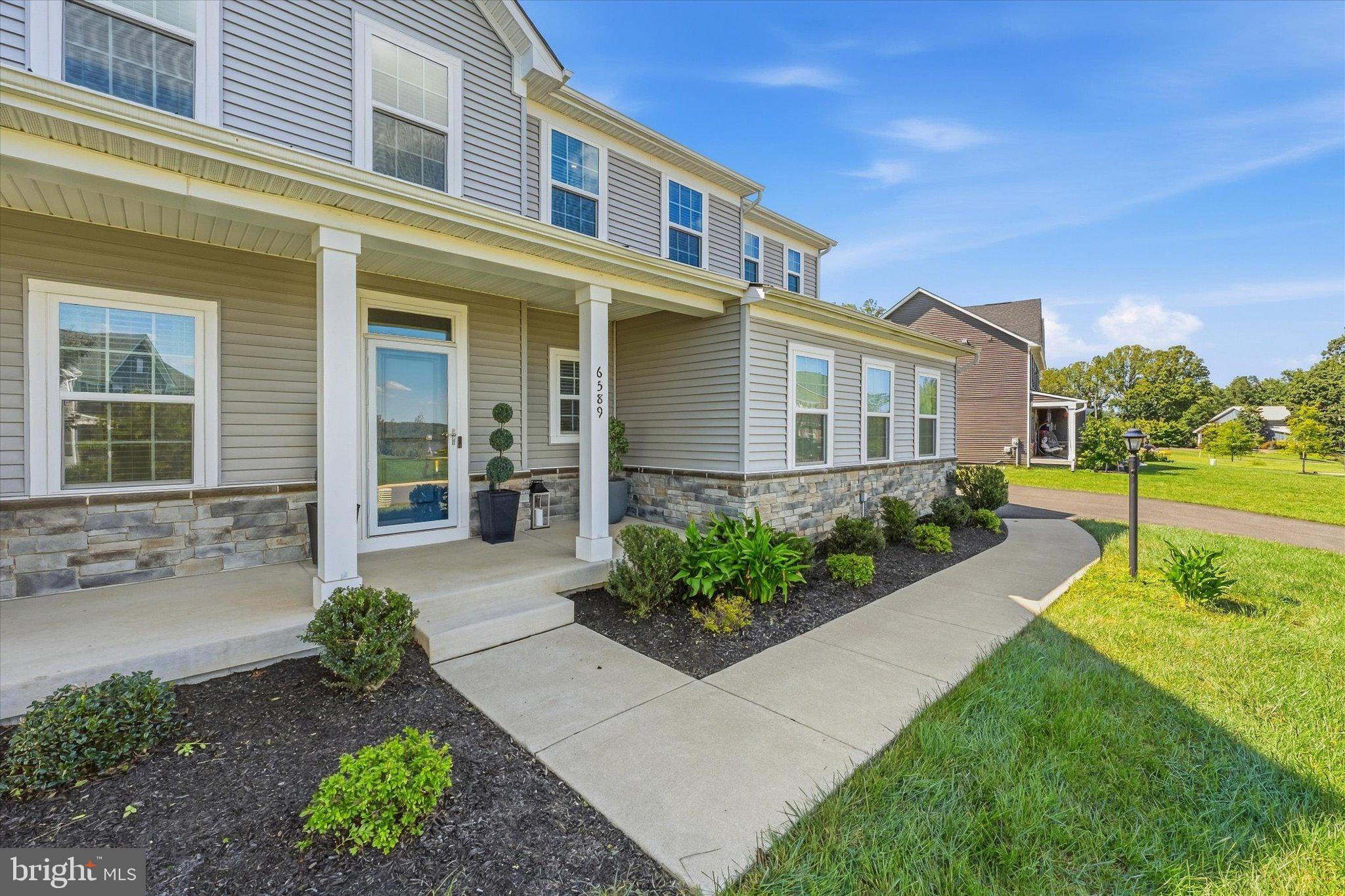 6589 BOB WHITE DRIVE