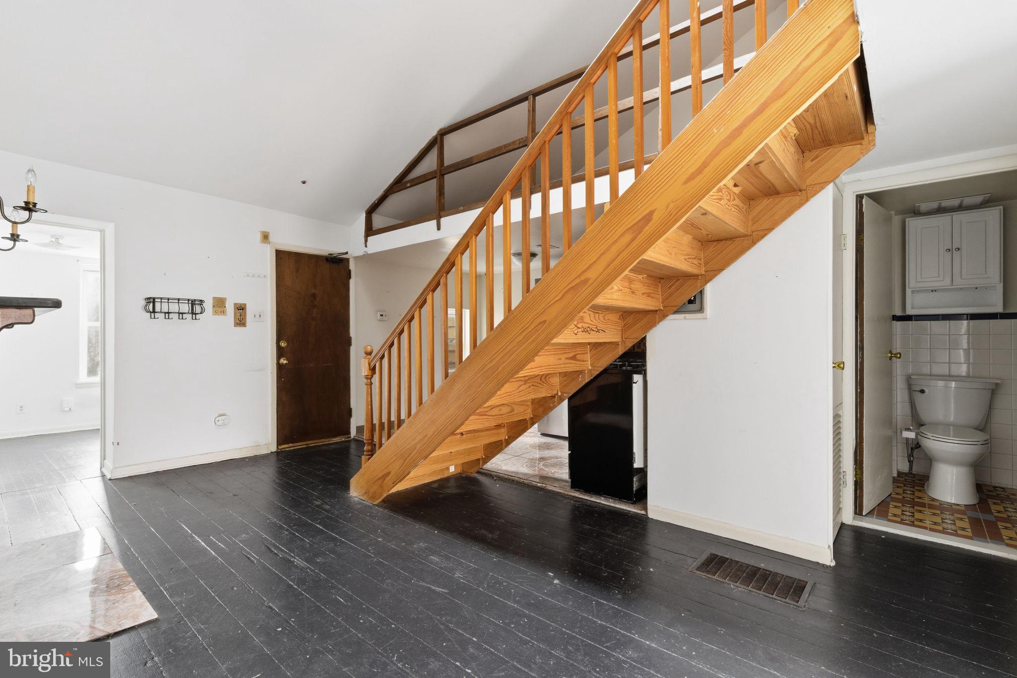 RITTENHOUSE SQUARE - Residential Income