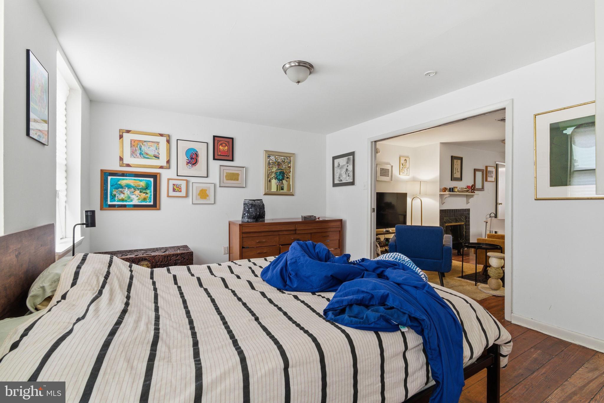 RITTENHOUSE SQUARE - Residential Income