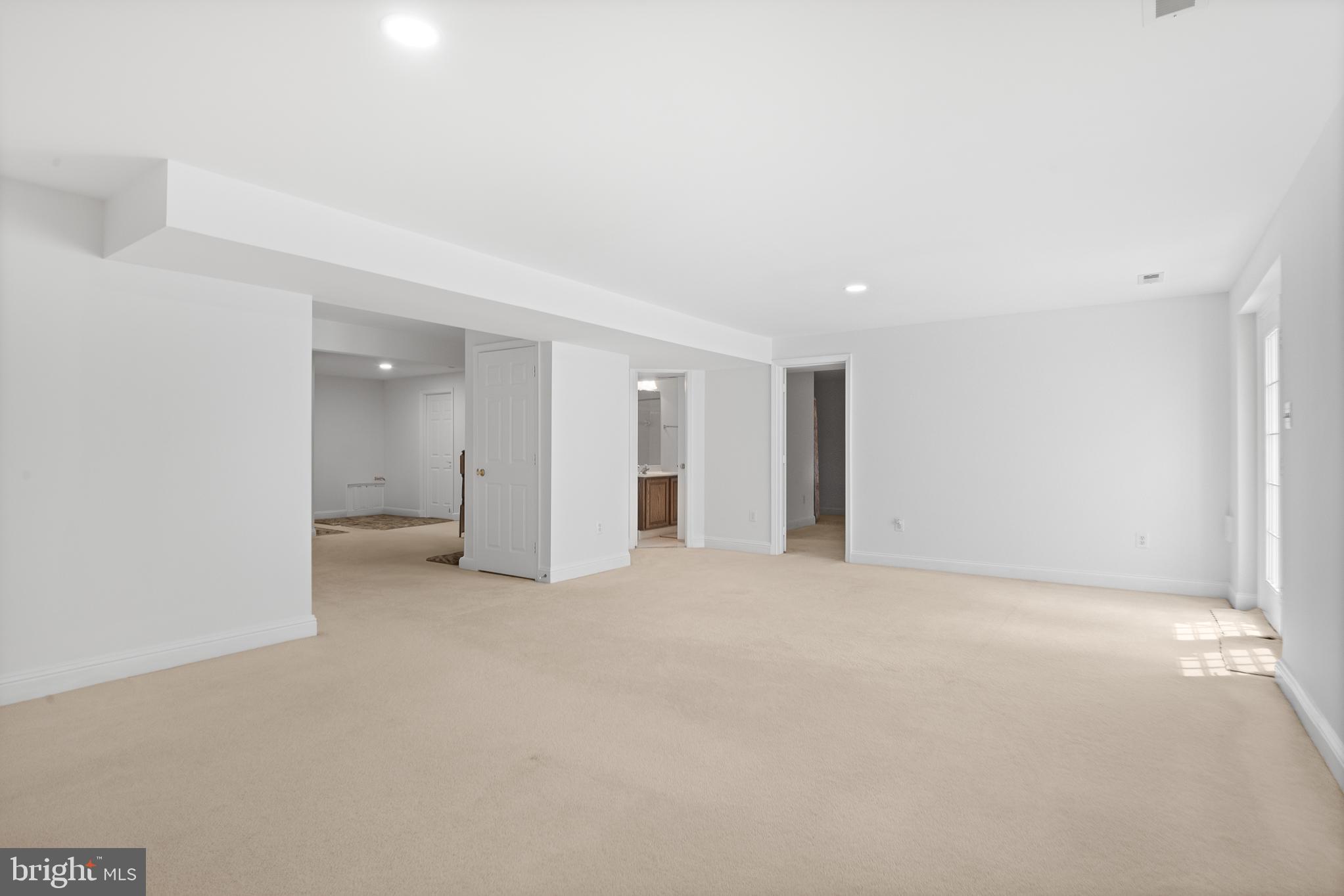 POTOMAC GLEN - Residential