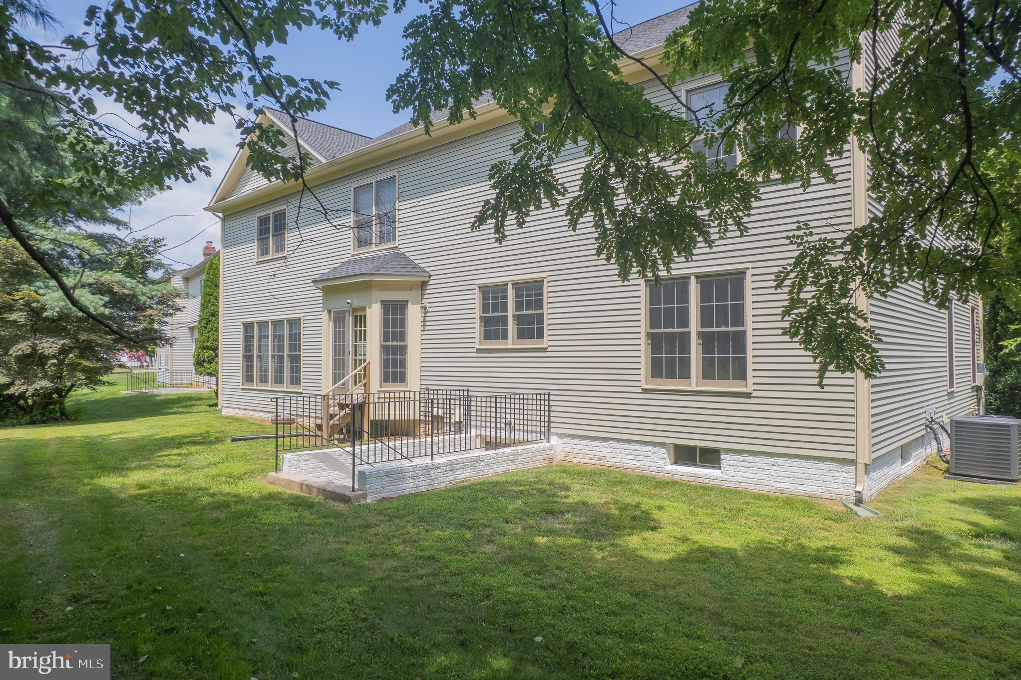 POTOMAC GLEN - Residential