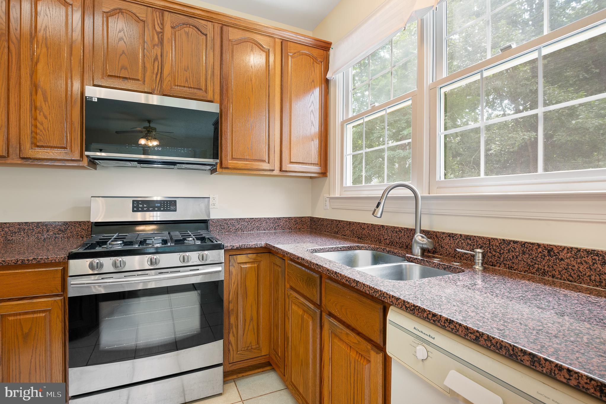 POTOMAC GLEN - Residential