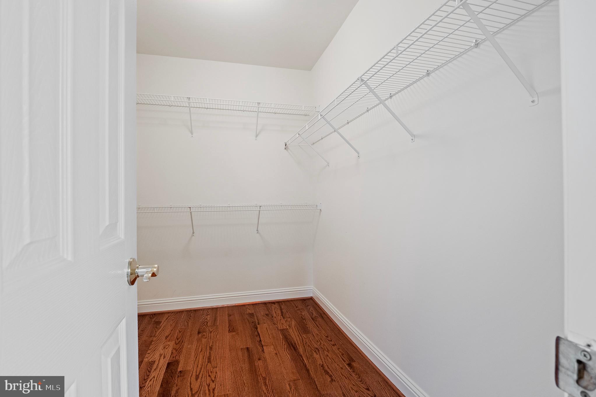 POTOMAC GLEN - Residential