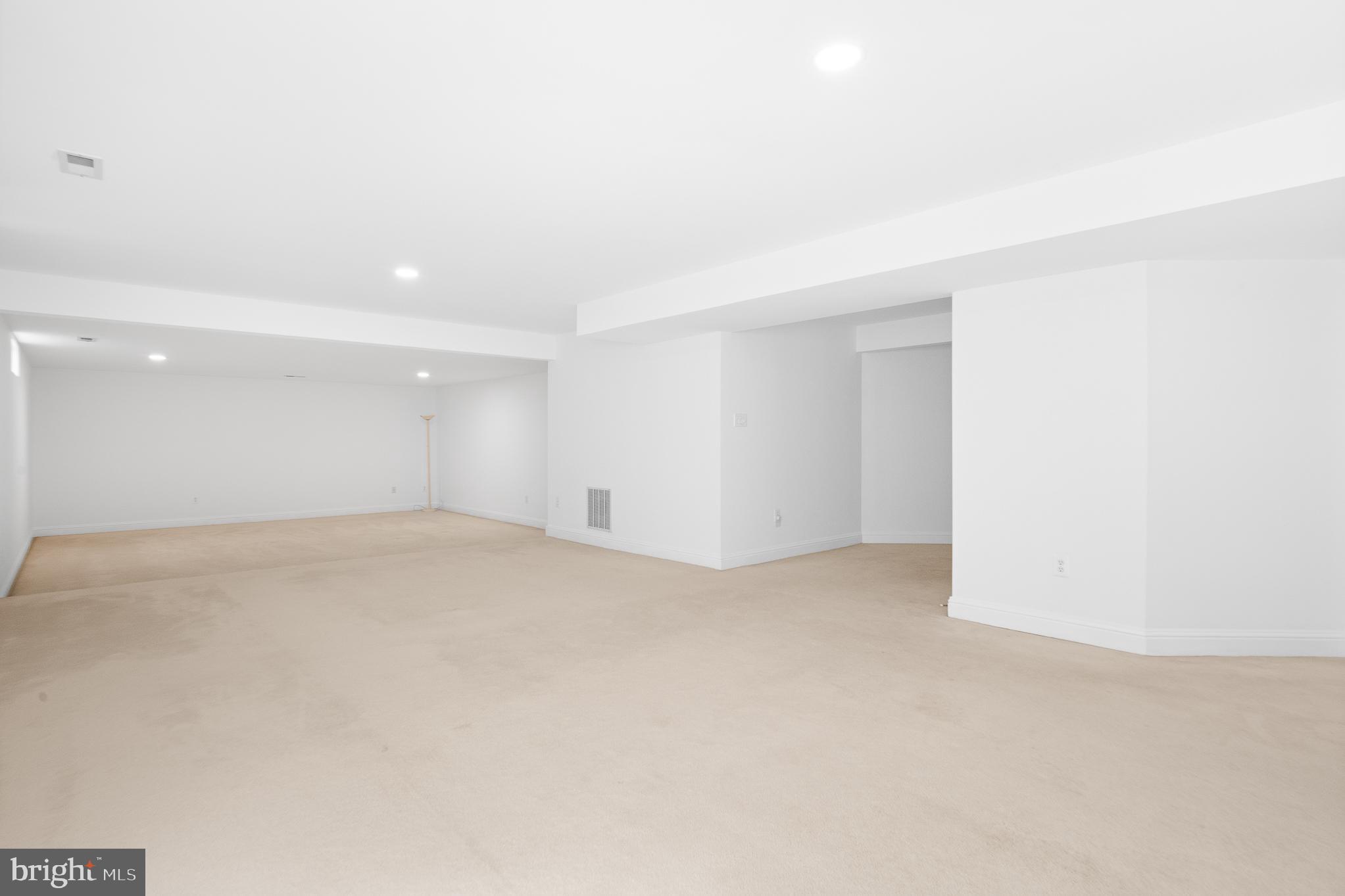 POTOMAC GLEN - Residential