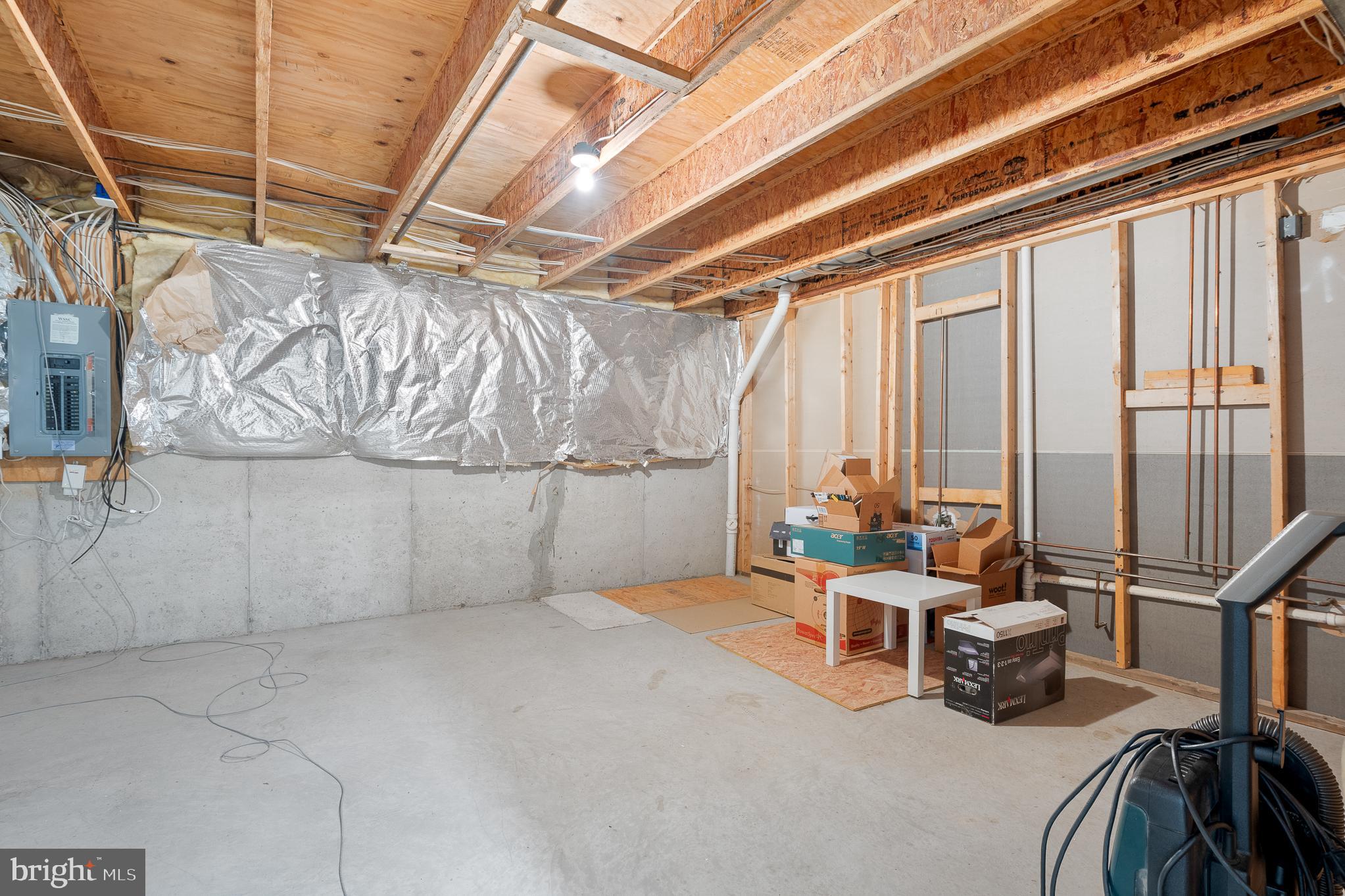 POTOMAC GLEN - Residential