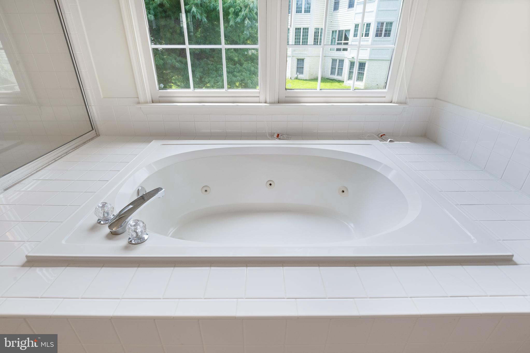 POTOMAC GLEN - Residential