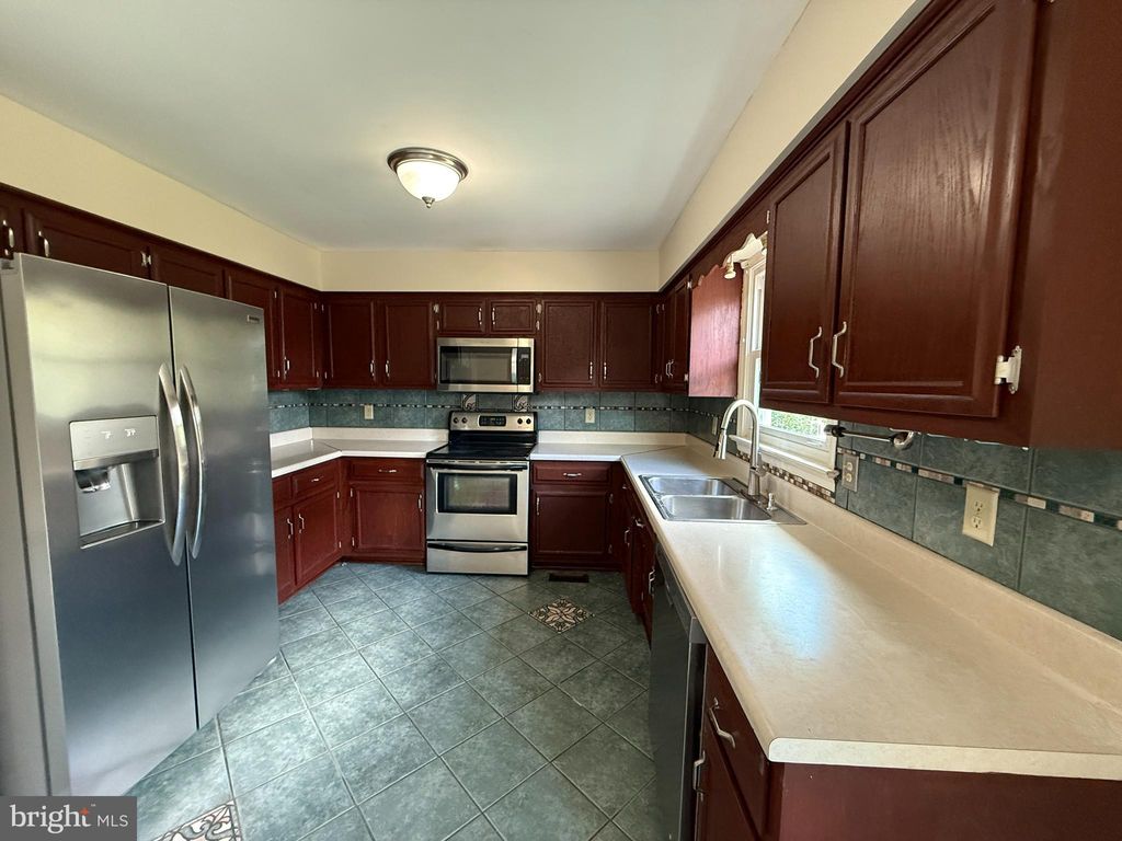Photo of 18 Kelly Way, STAFFORD, VA 22556 (MLS # VAST2042342)