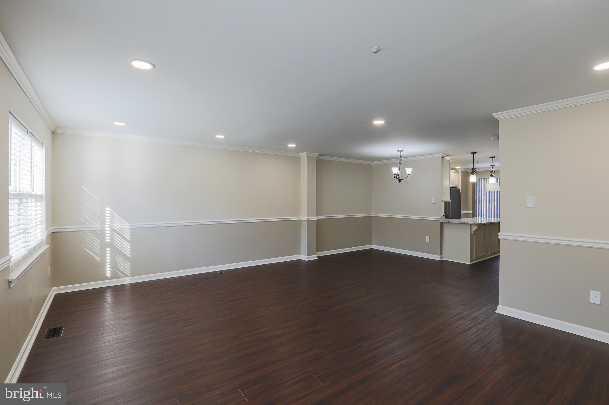 KINGS POINT - Residential