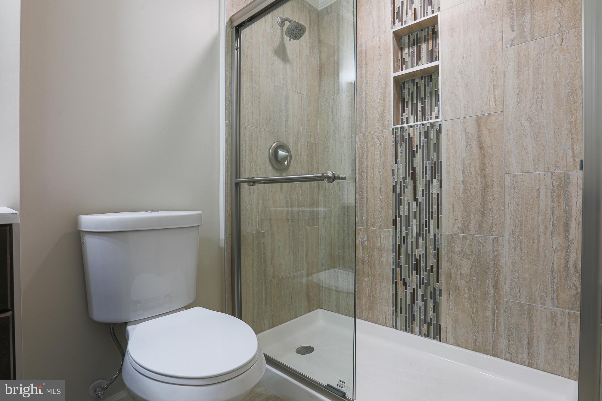 KINGS POINT - Residential