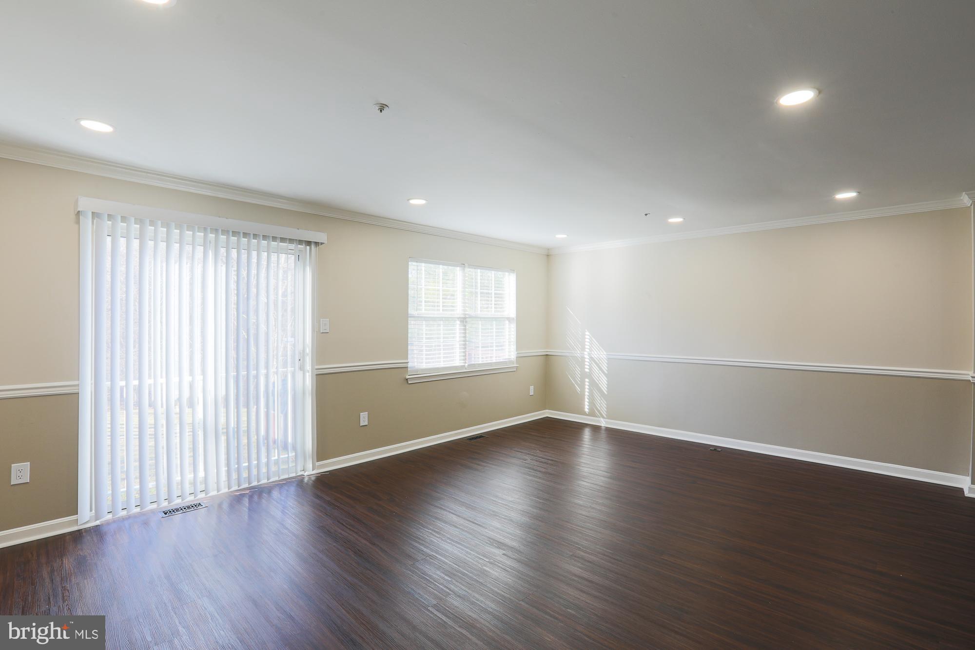 KINGS POINT - Residential