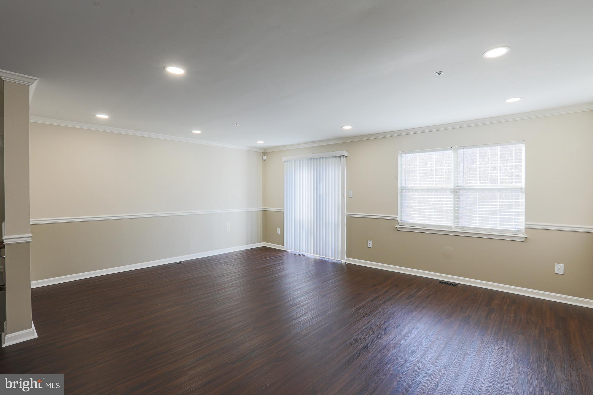 KINGS POINT - Residential