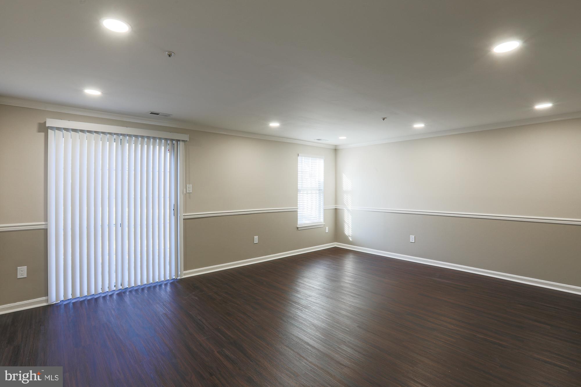 KINGS POINT - Residential