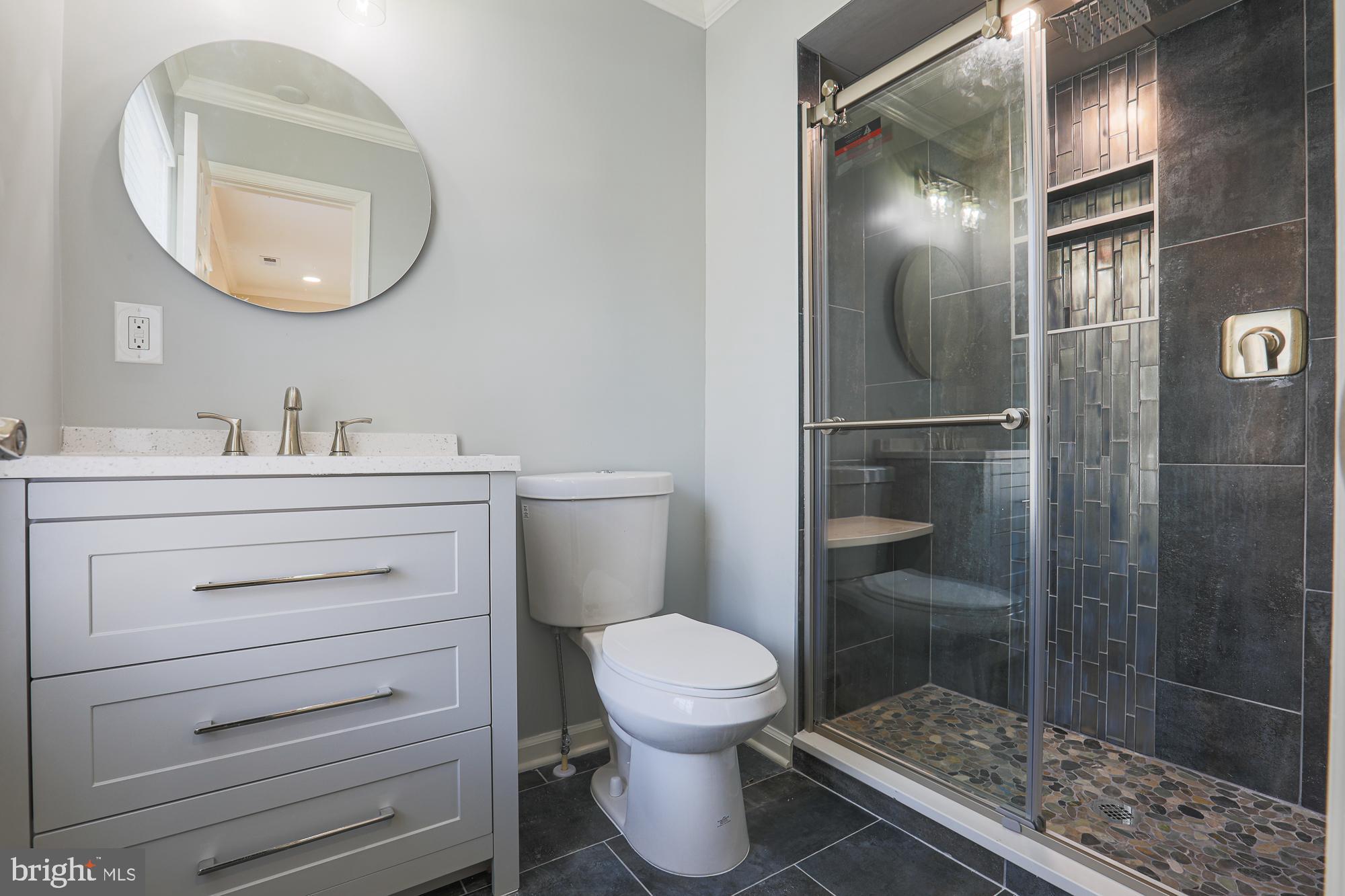 KINGS POINT - Residential