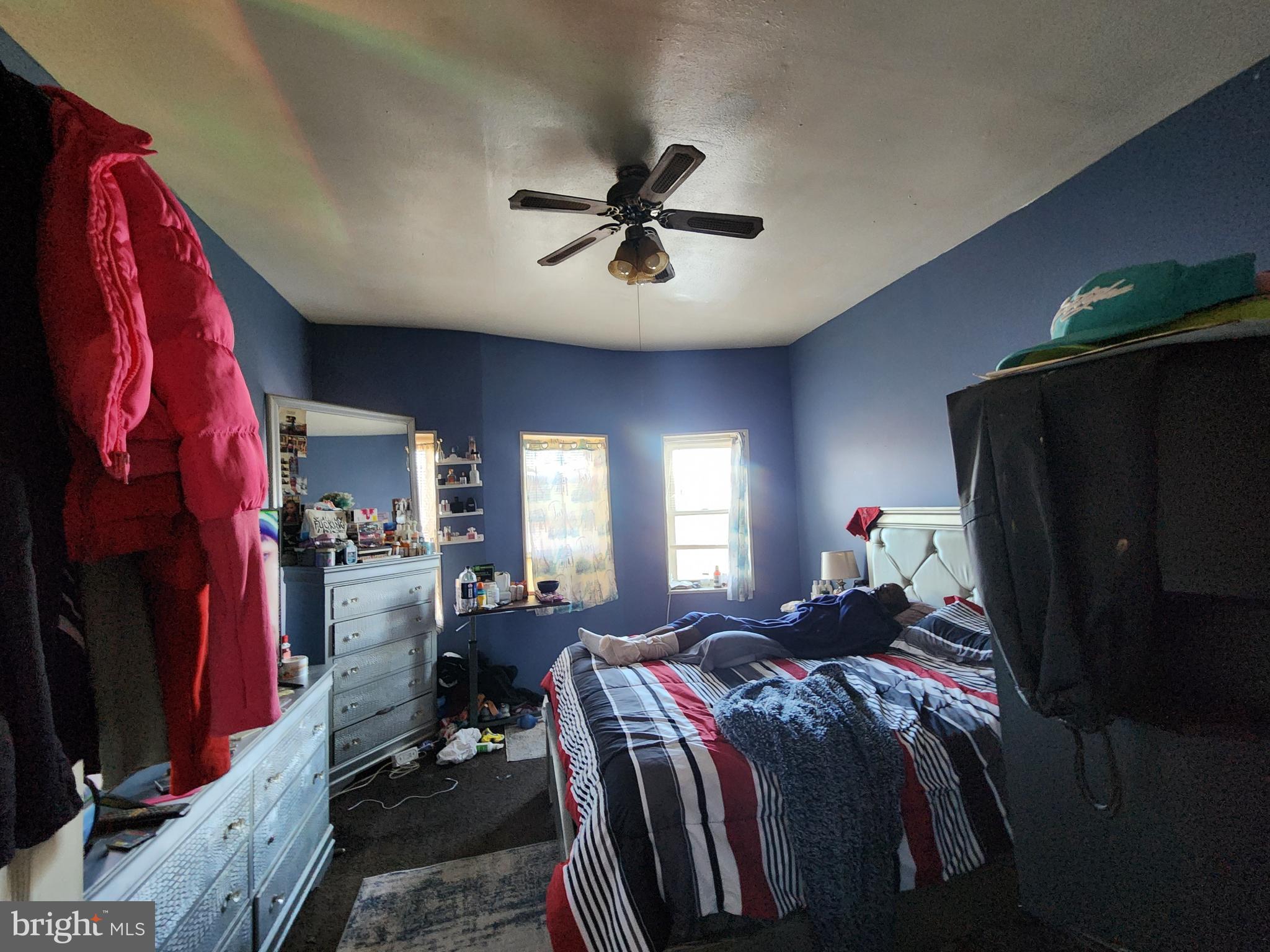 SANDTOWN-WINCHESTER - Residential