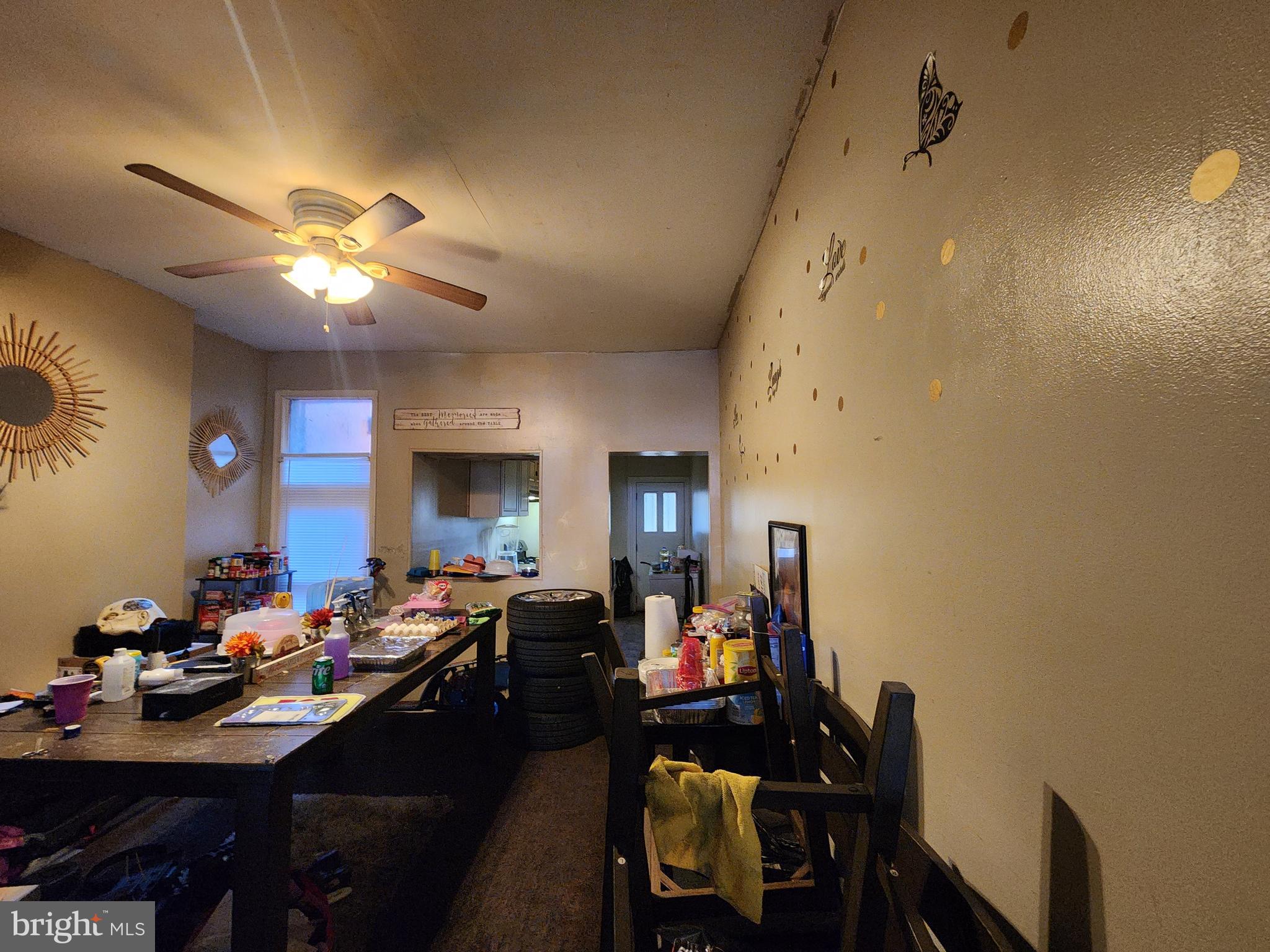 SANDTOWN-WINCHESTER - Residential