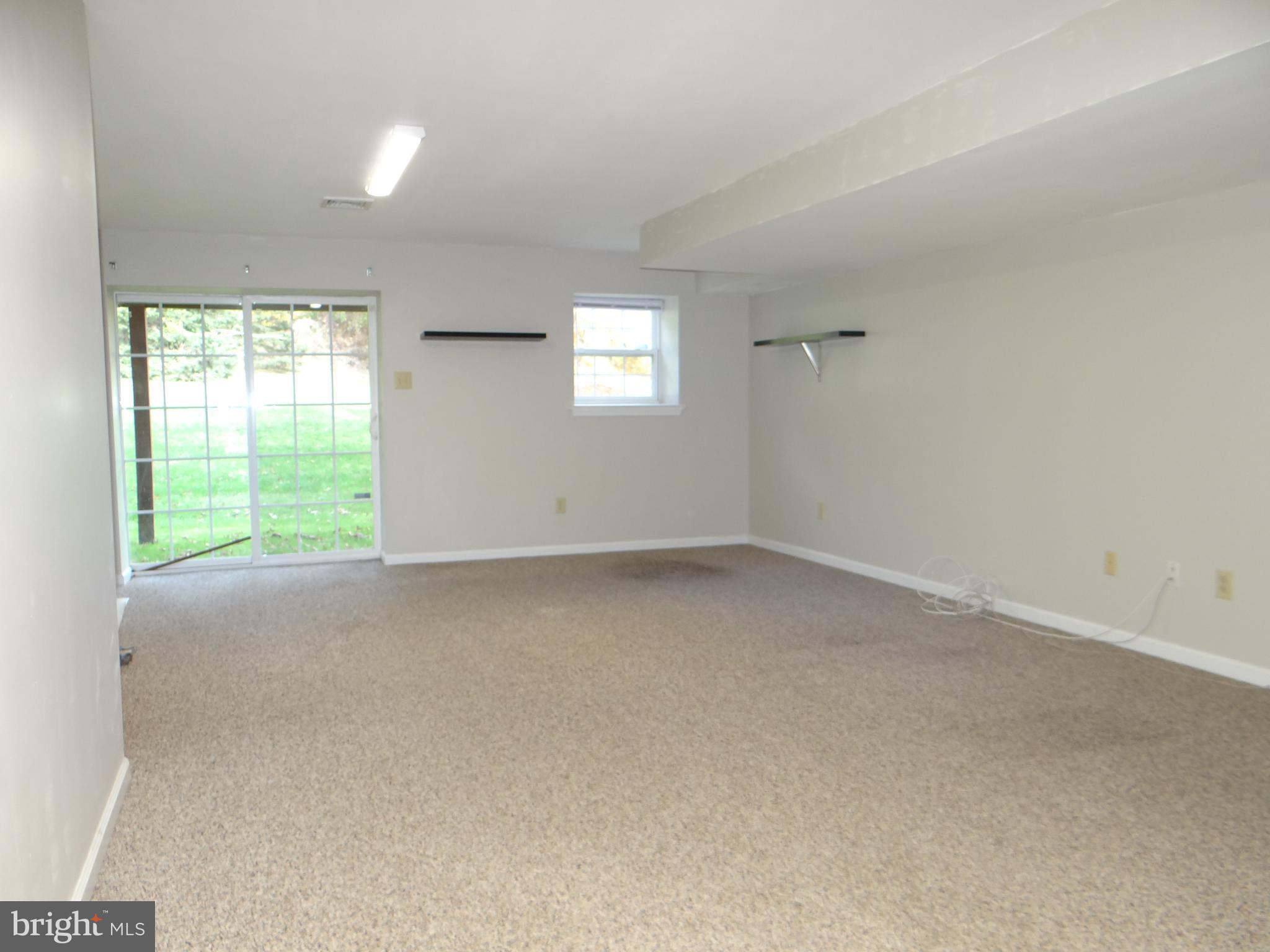 SPRING BROOK VILLAGE - Residential Lease