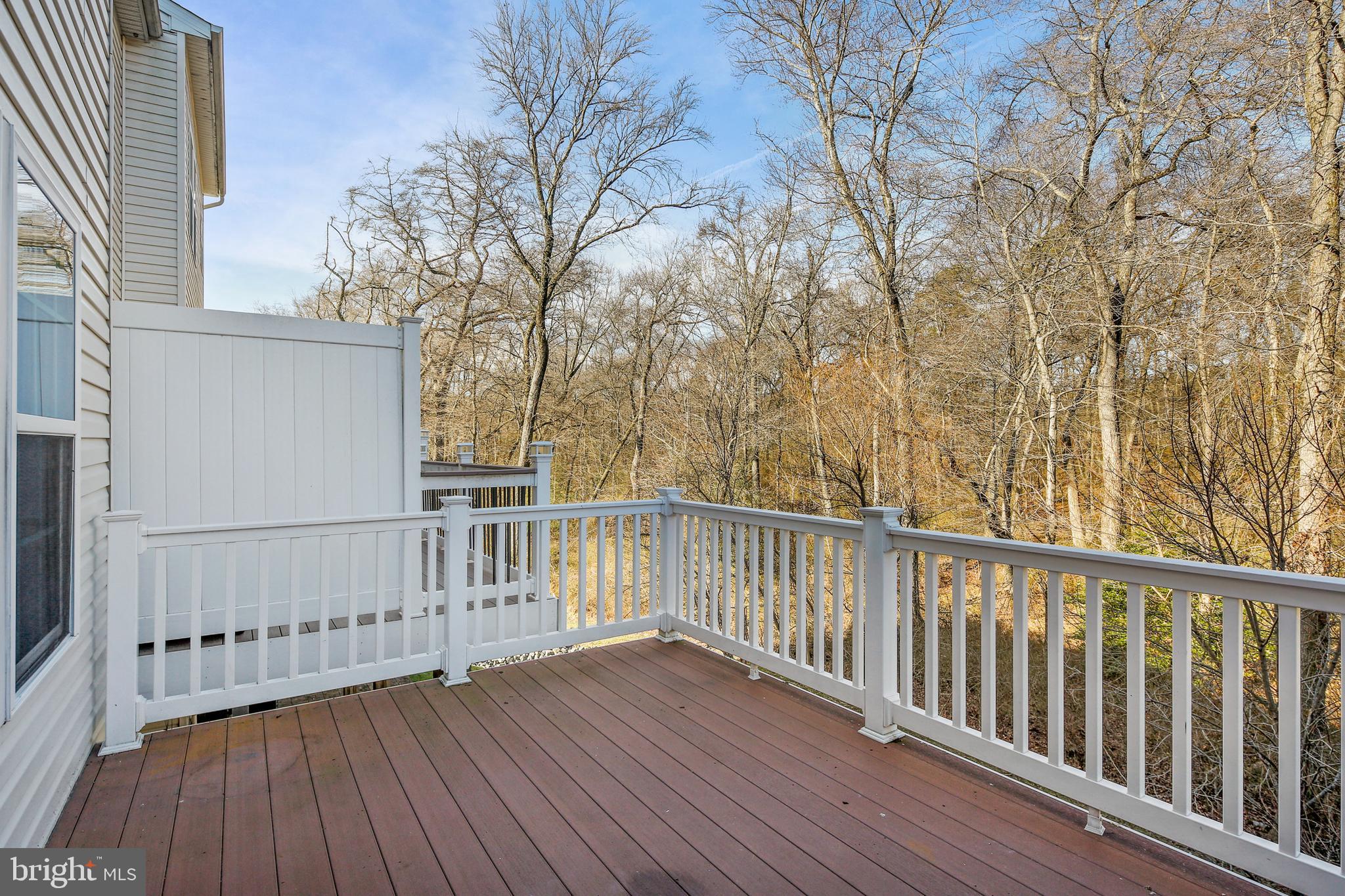 DORCHESTER WOODS - Residential Lease