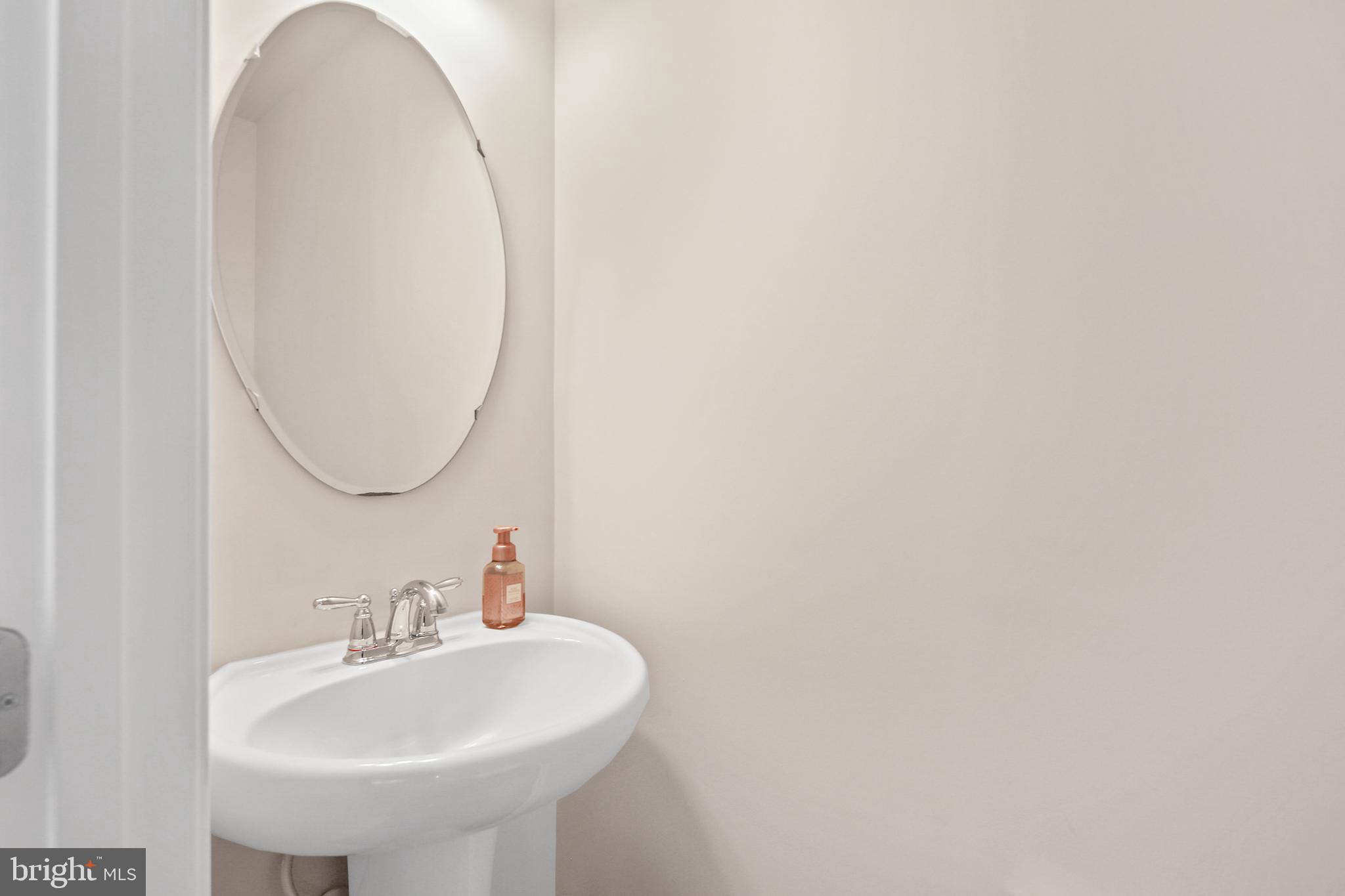 DORCHESTER WOODS - Residential Lease